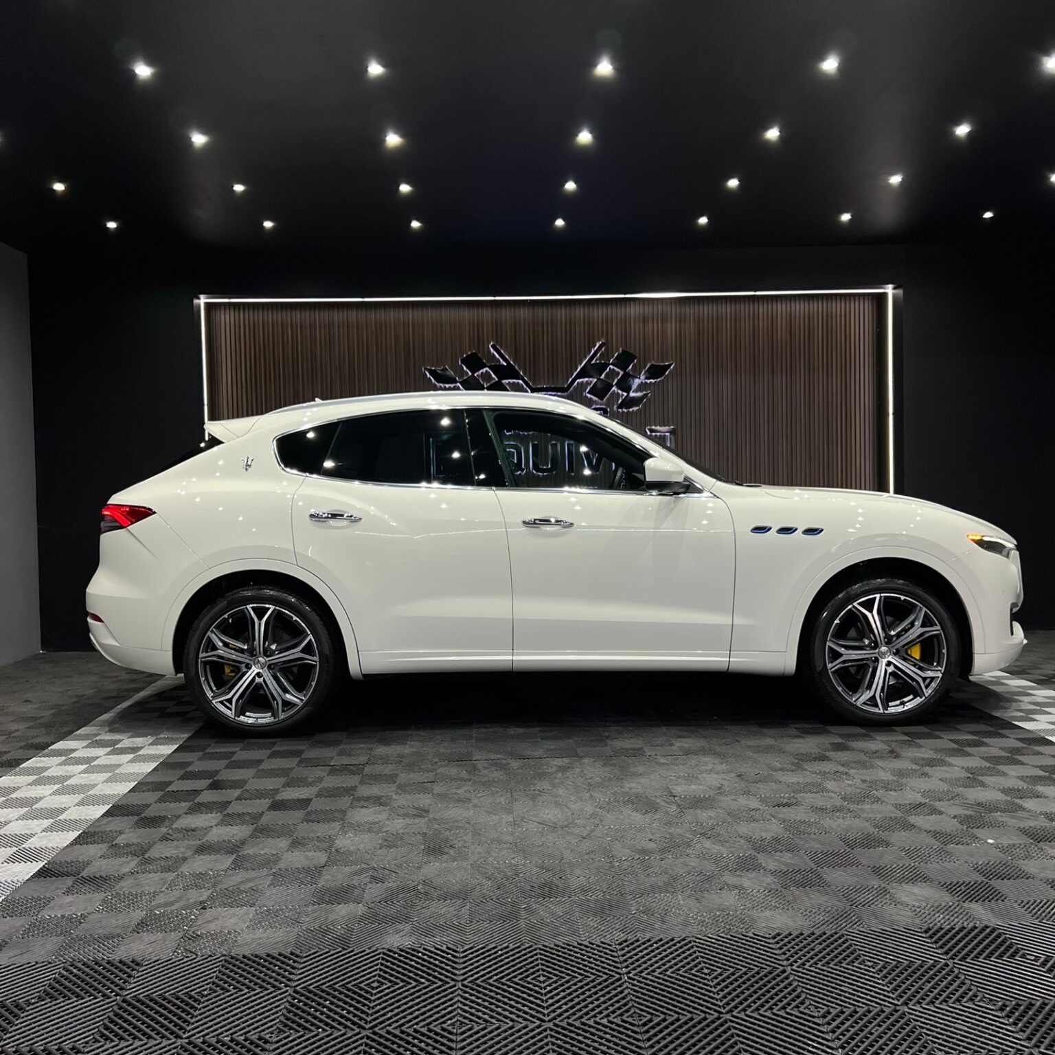 MASERATI LEVANTE HYBRID 2022 - Image 6