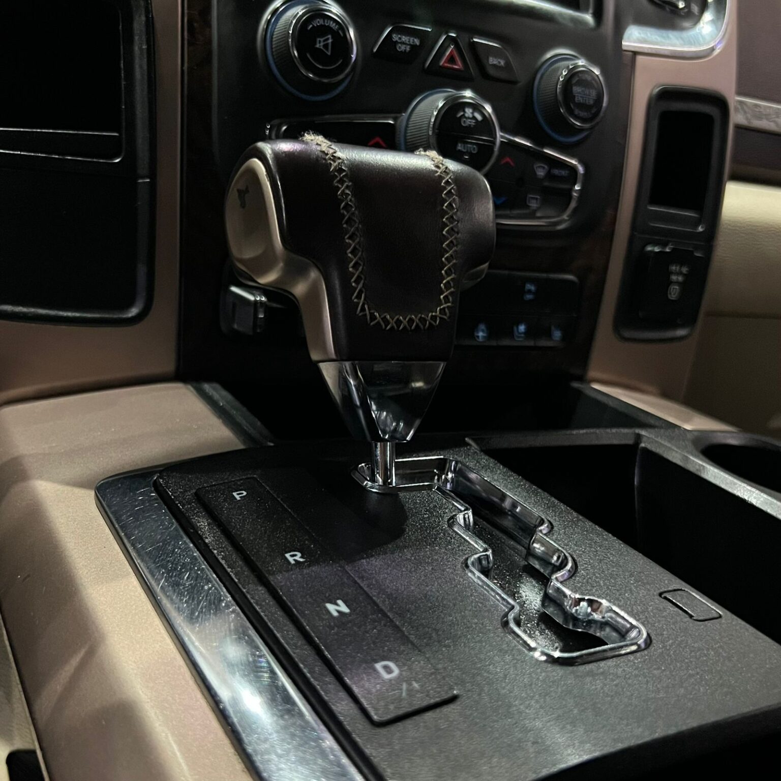 DODGE RAM LONG HORN 2013 - Image 15