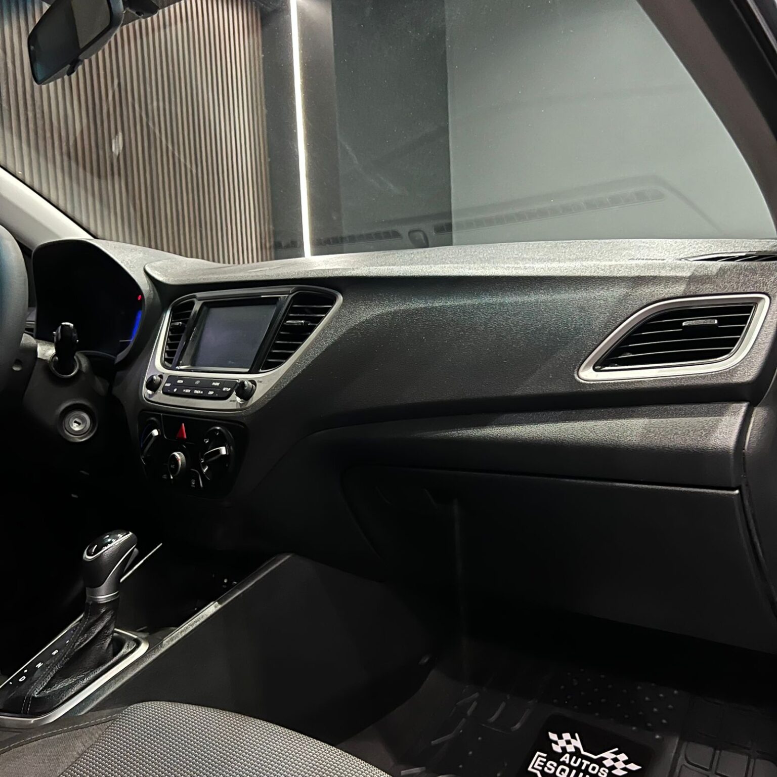 HYUNDAI ACCENT 2020 - Image 9