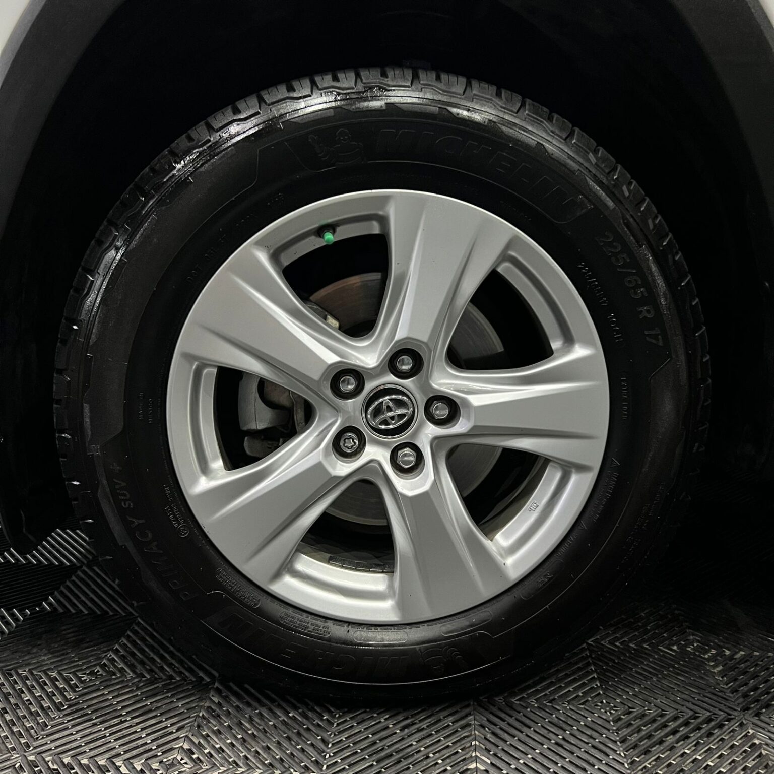 TOYOTA RAV4 XLE 2019 - Image 15
