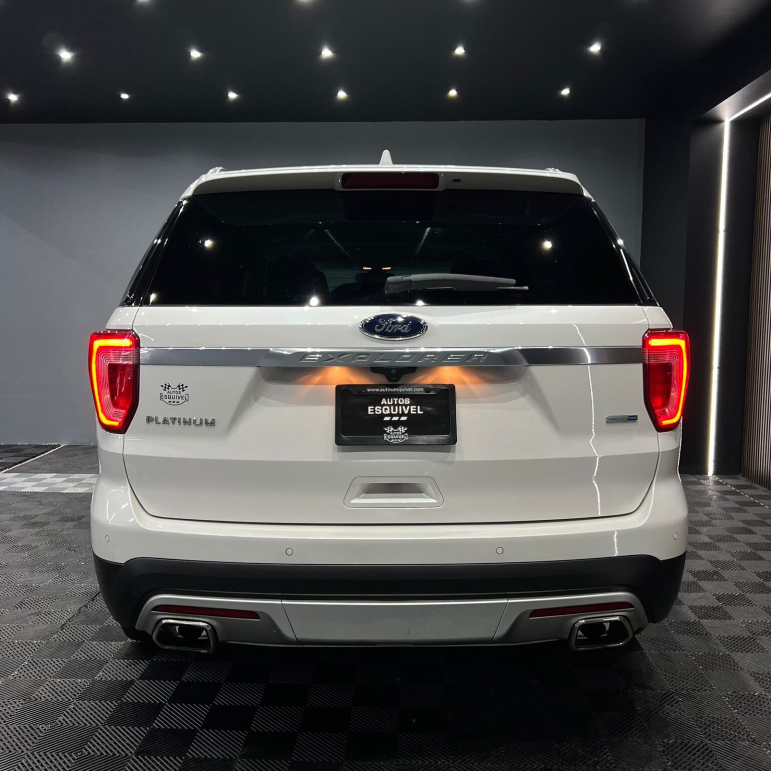 FORD EXPLORER PLATINUM 2017 - Image 6