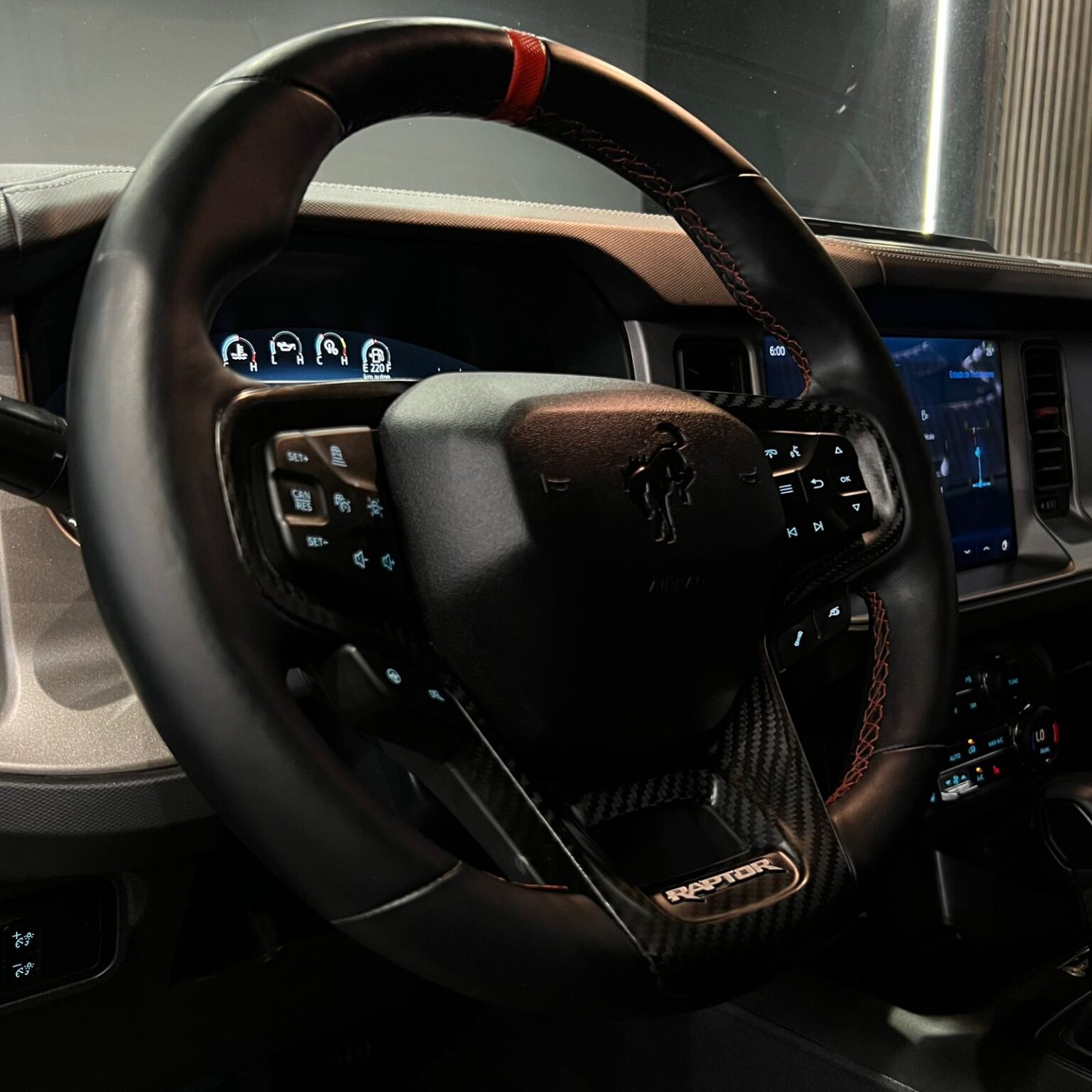 FORD BRONCO RAPTOR 2023 - Image 10