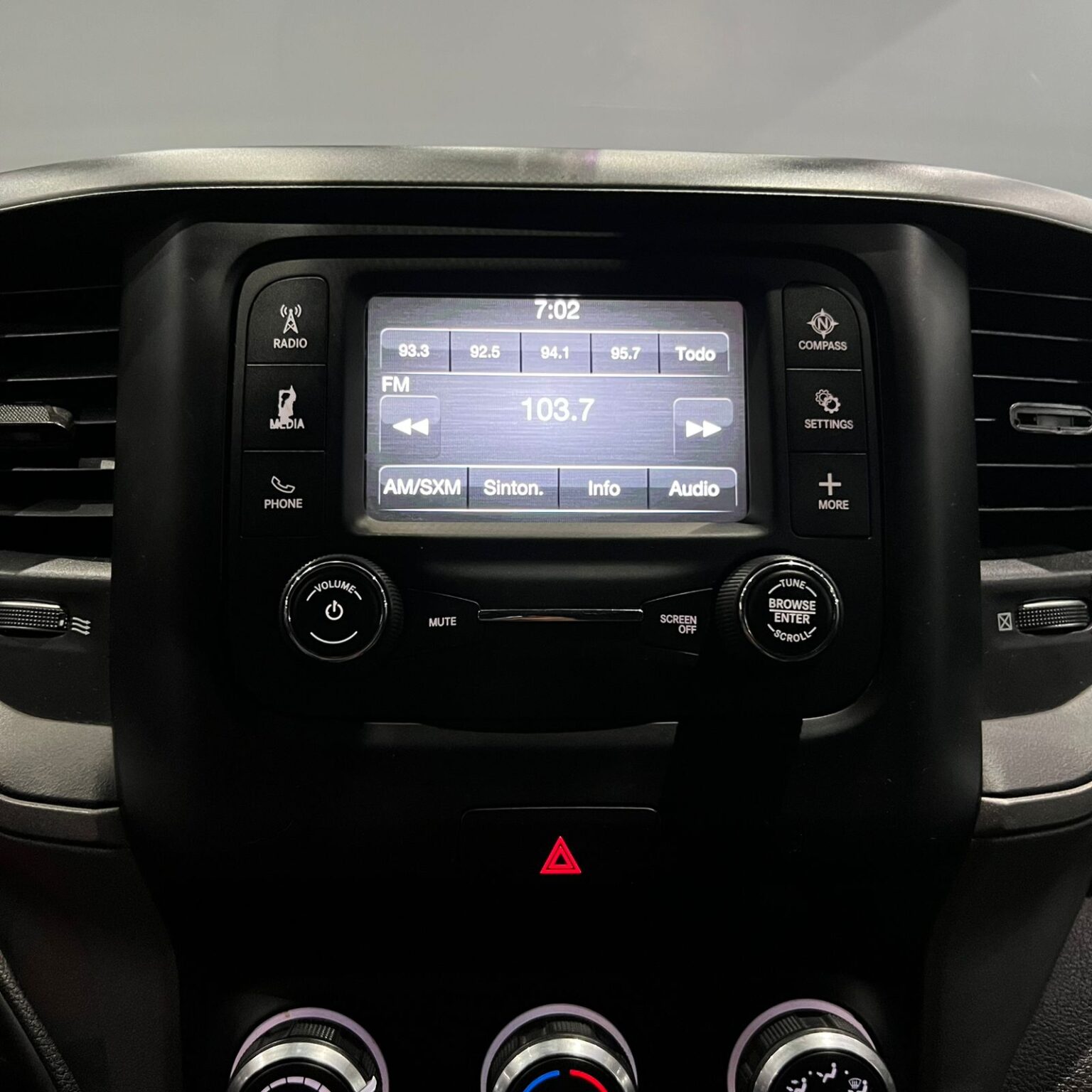 DODGE RAM SPORT 2019 - Image 14