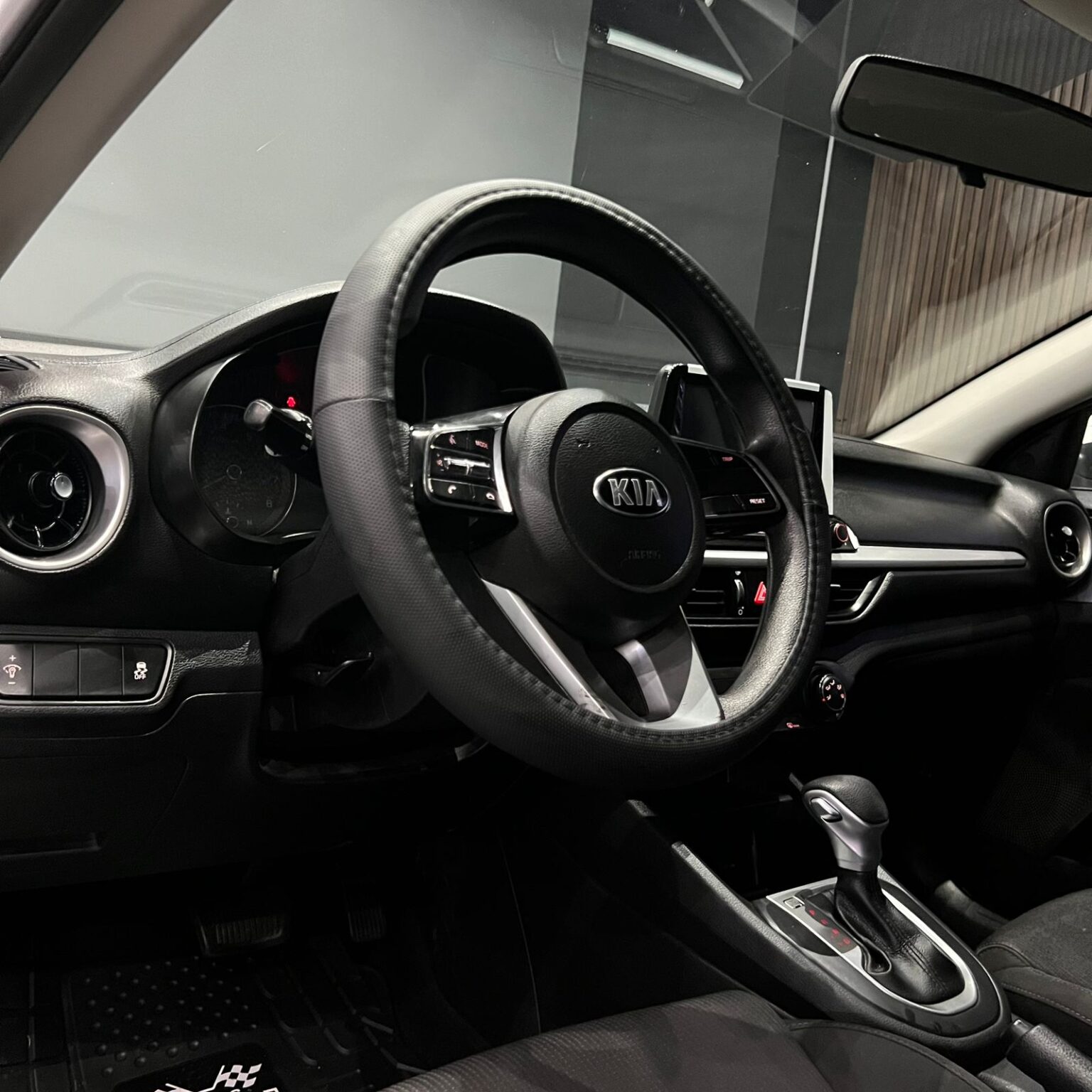 KIA FORTE LX 2020 - Image 13