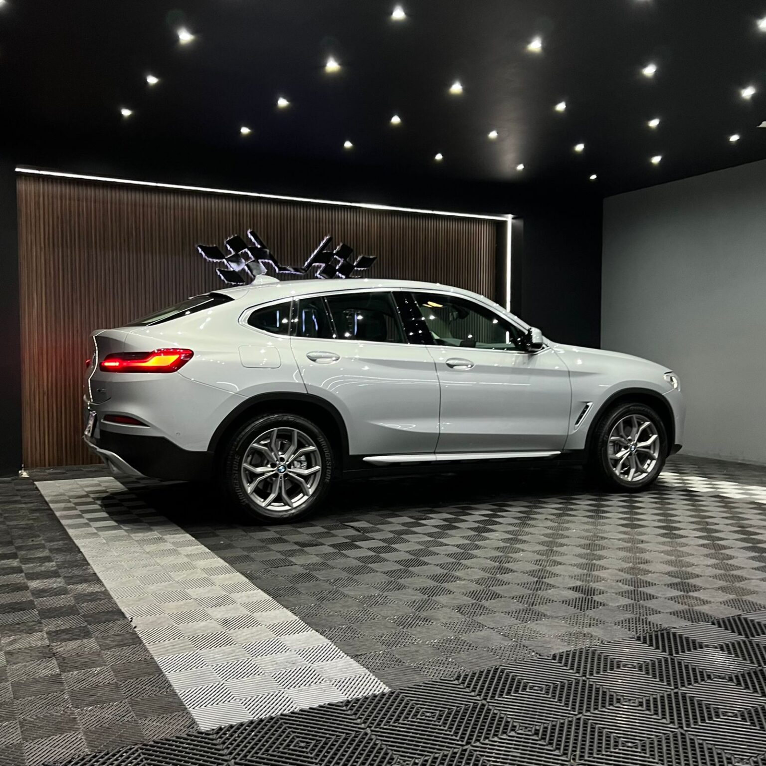 BMW X4 2021 - Image 6