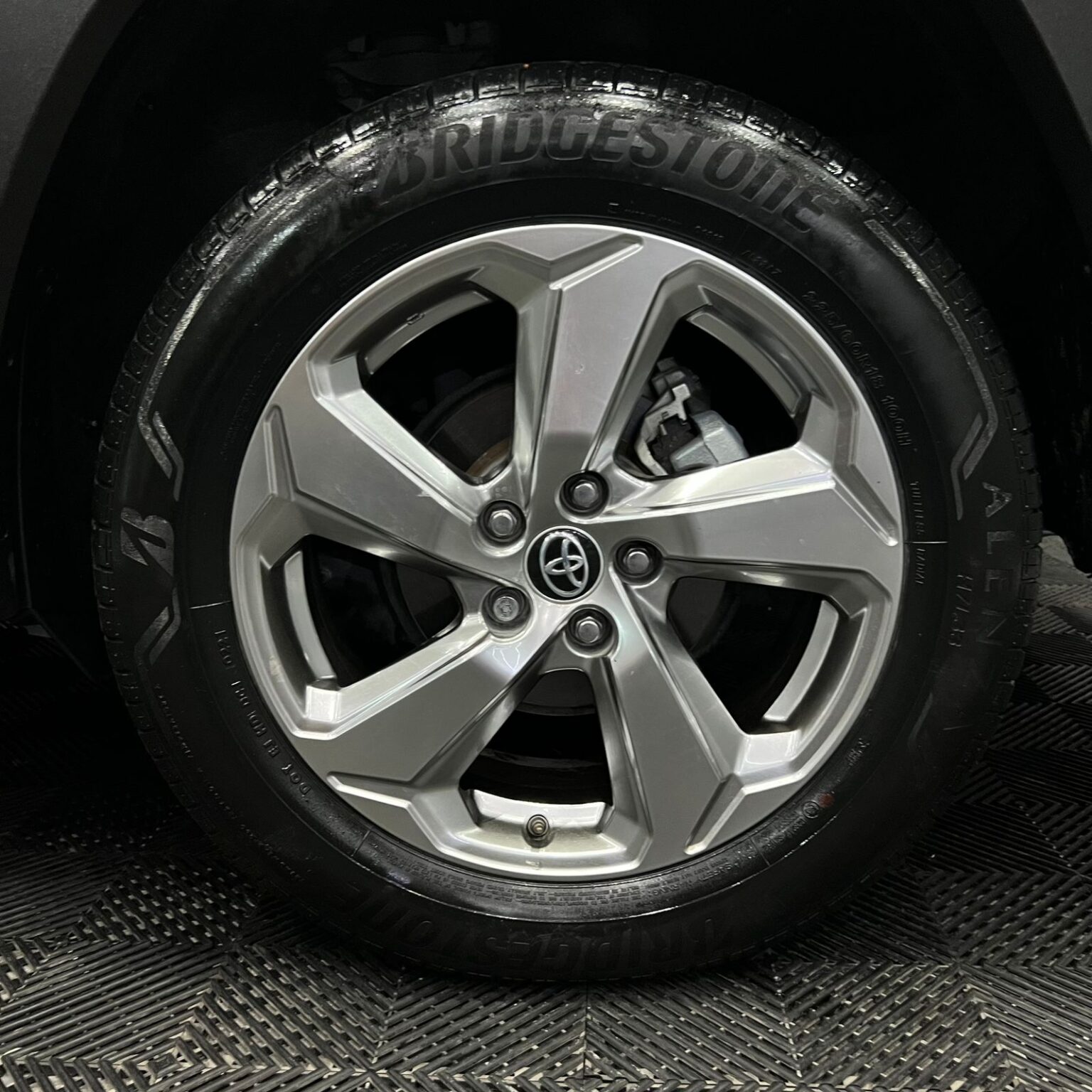 TOYOTA RAV4 LIMITED HYBRID 2021 - Image 13