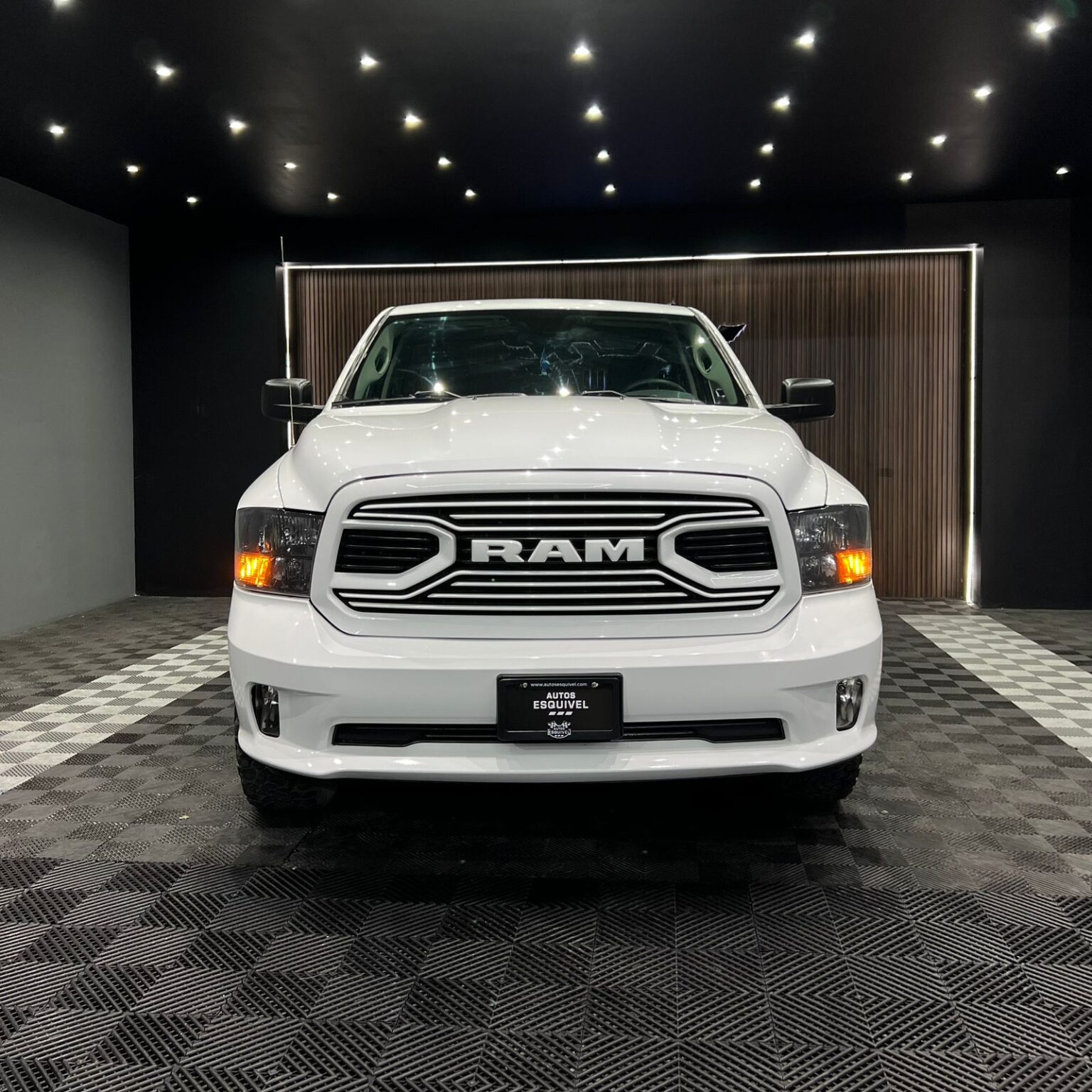 DODGE RAM SPORT 2019 - Image 5