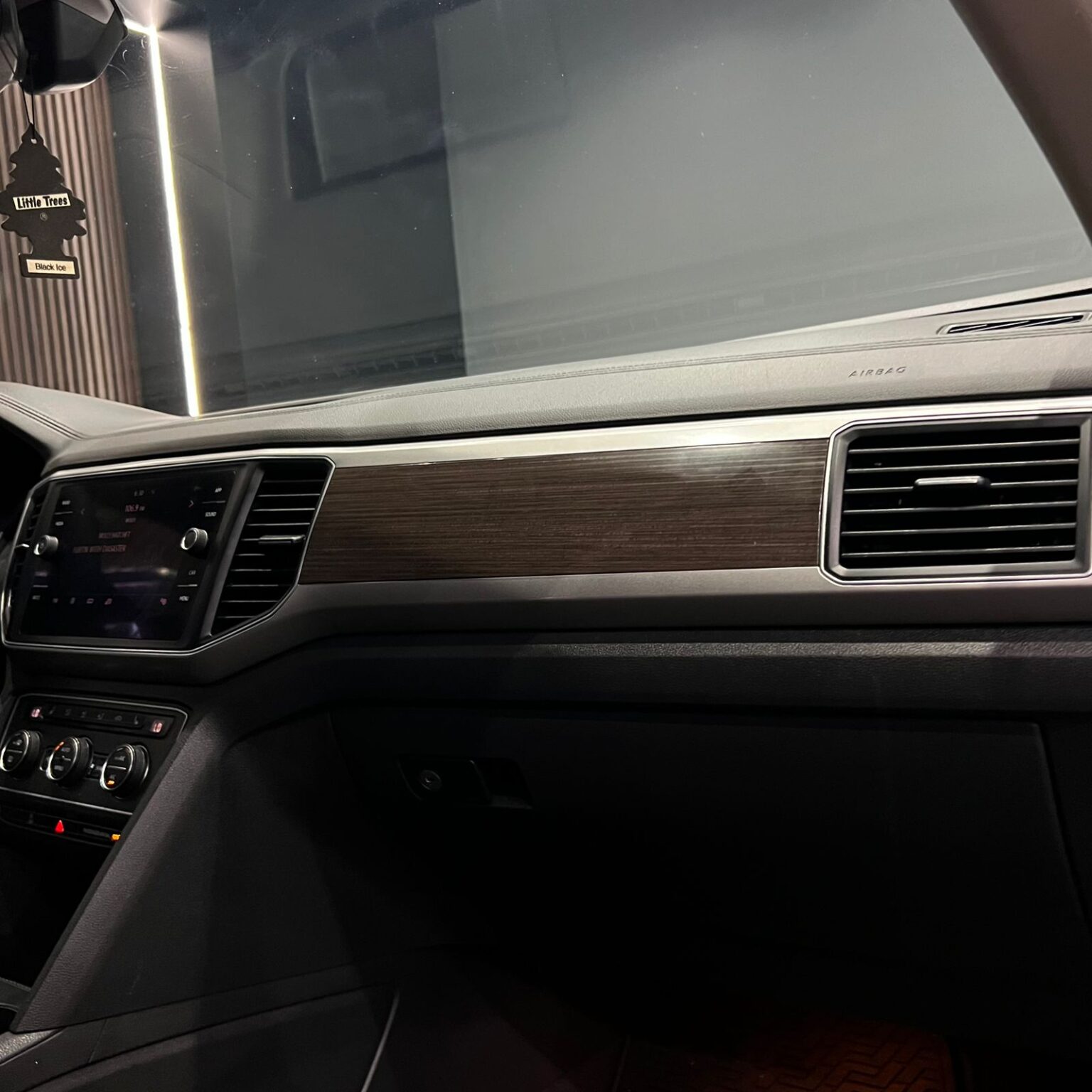 VOLKSWAGEN TERAMONT 2018 - Image 13