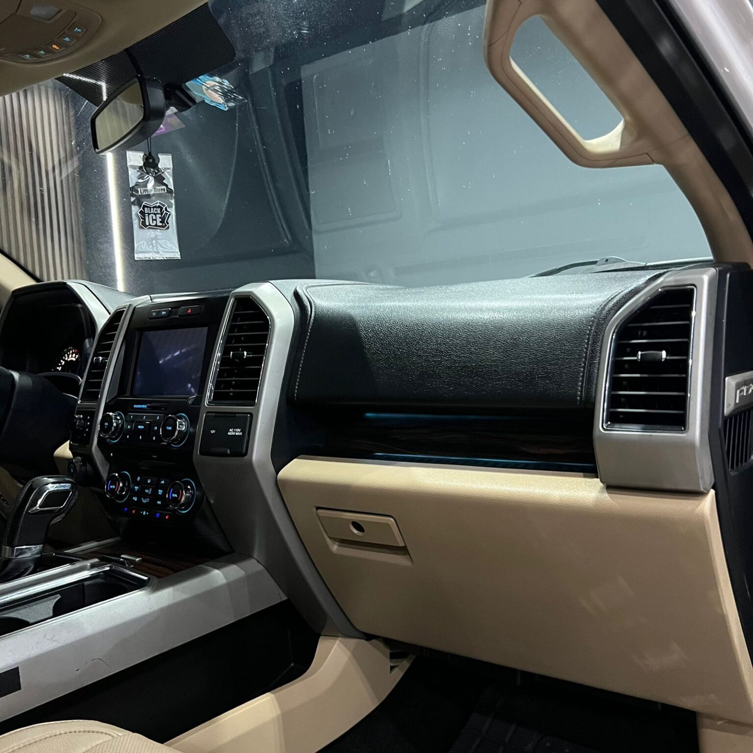 FORD LOBO LARIAT 2017 - Image 13