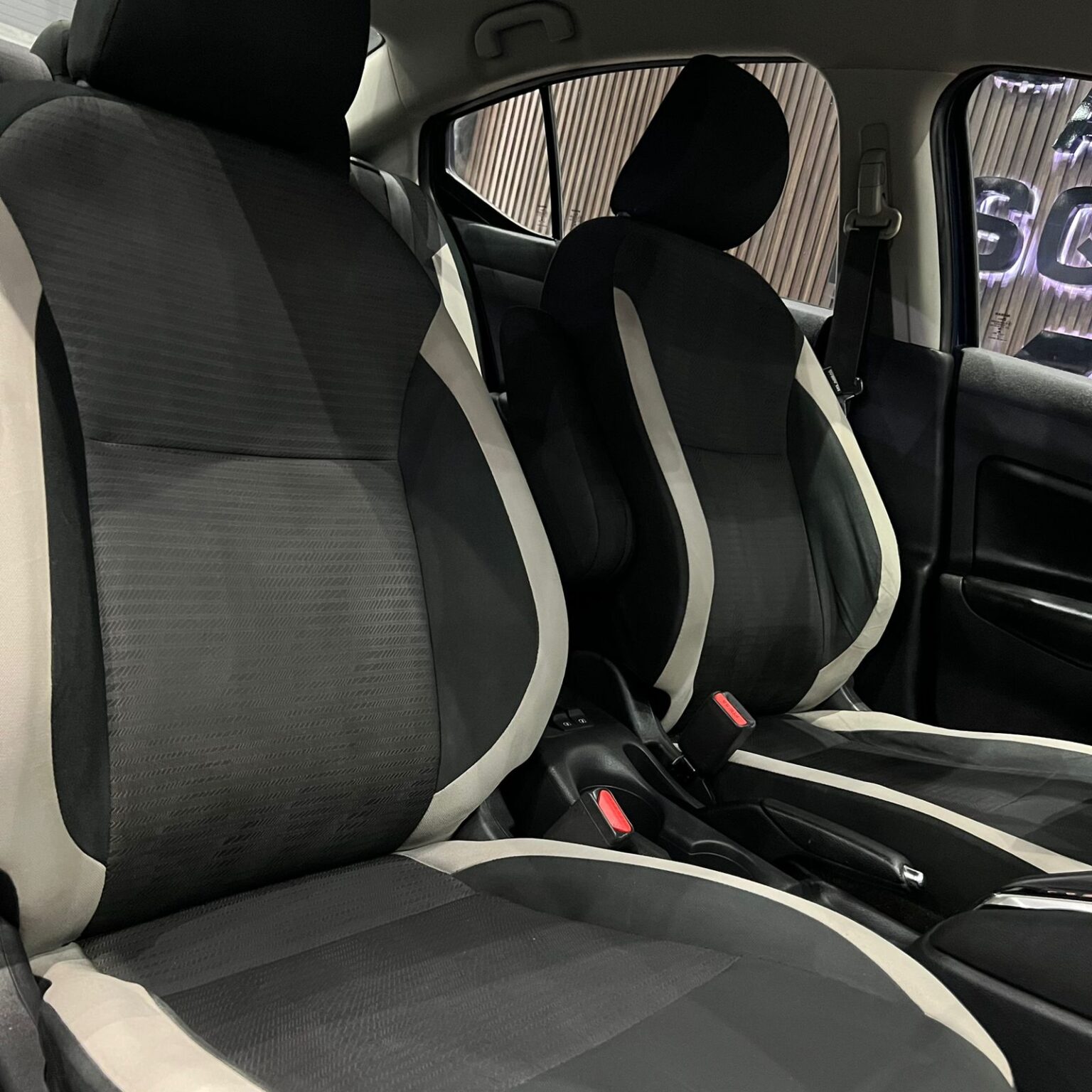 NISSAN VERSA 2020 - Image 10