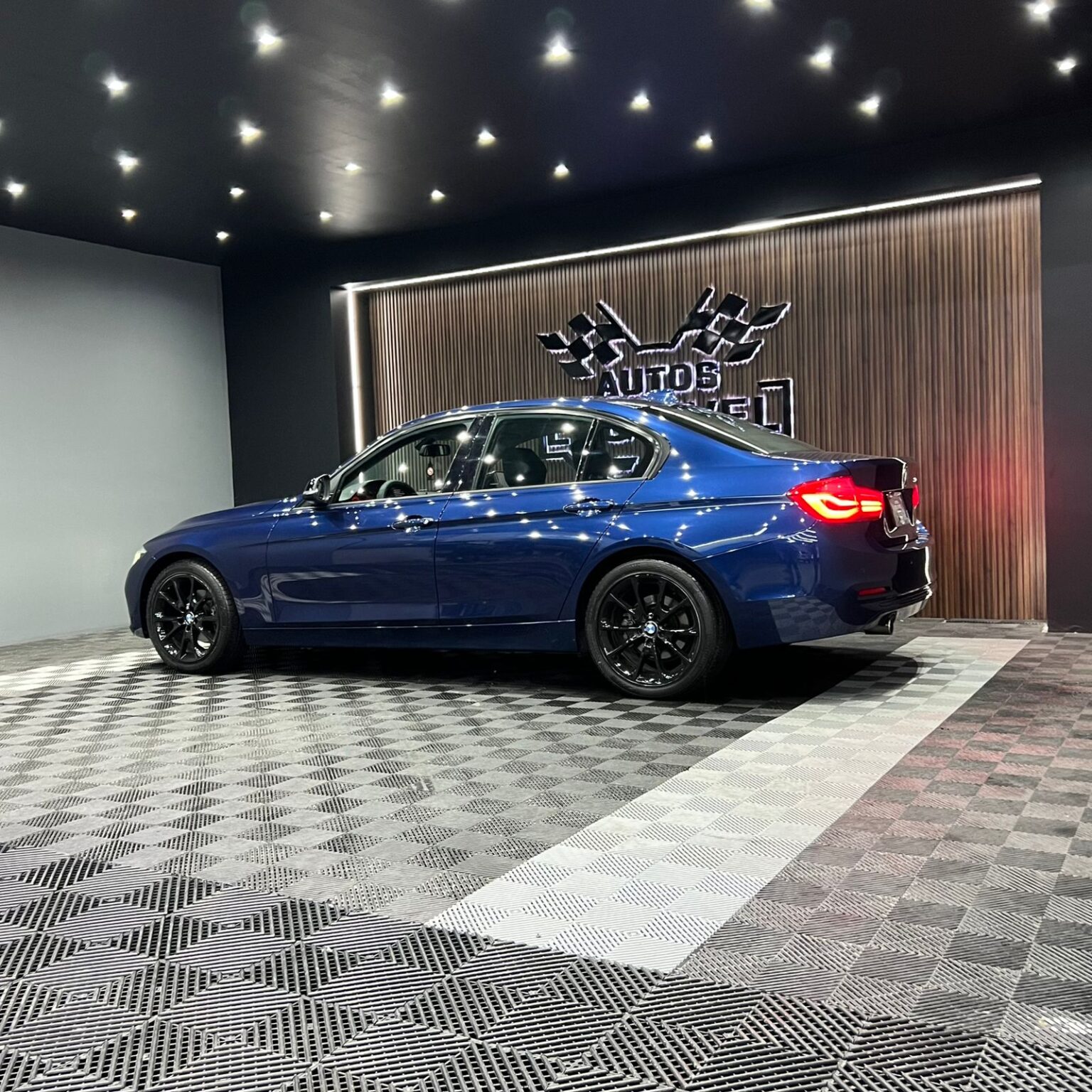 BMW 318 SPORTLINE 2018 - Image 3