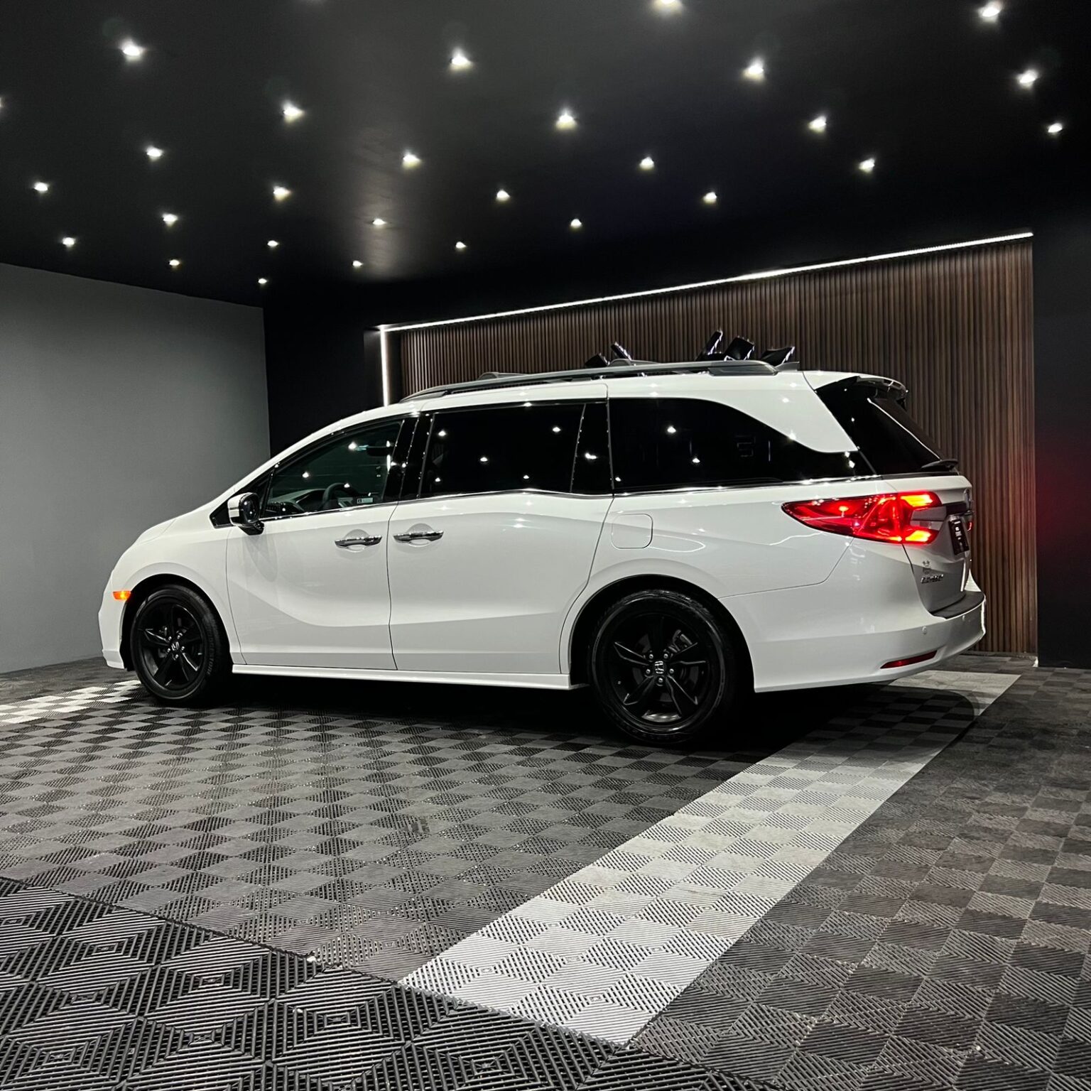 HONDA ODYSSEY TOURING 2020 - Image 3