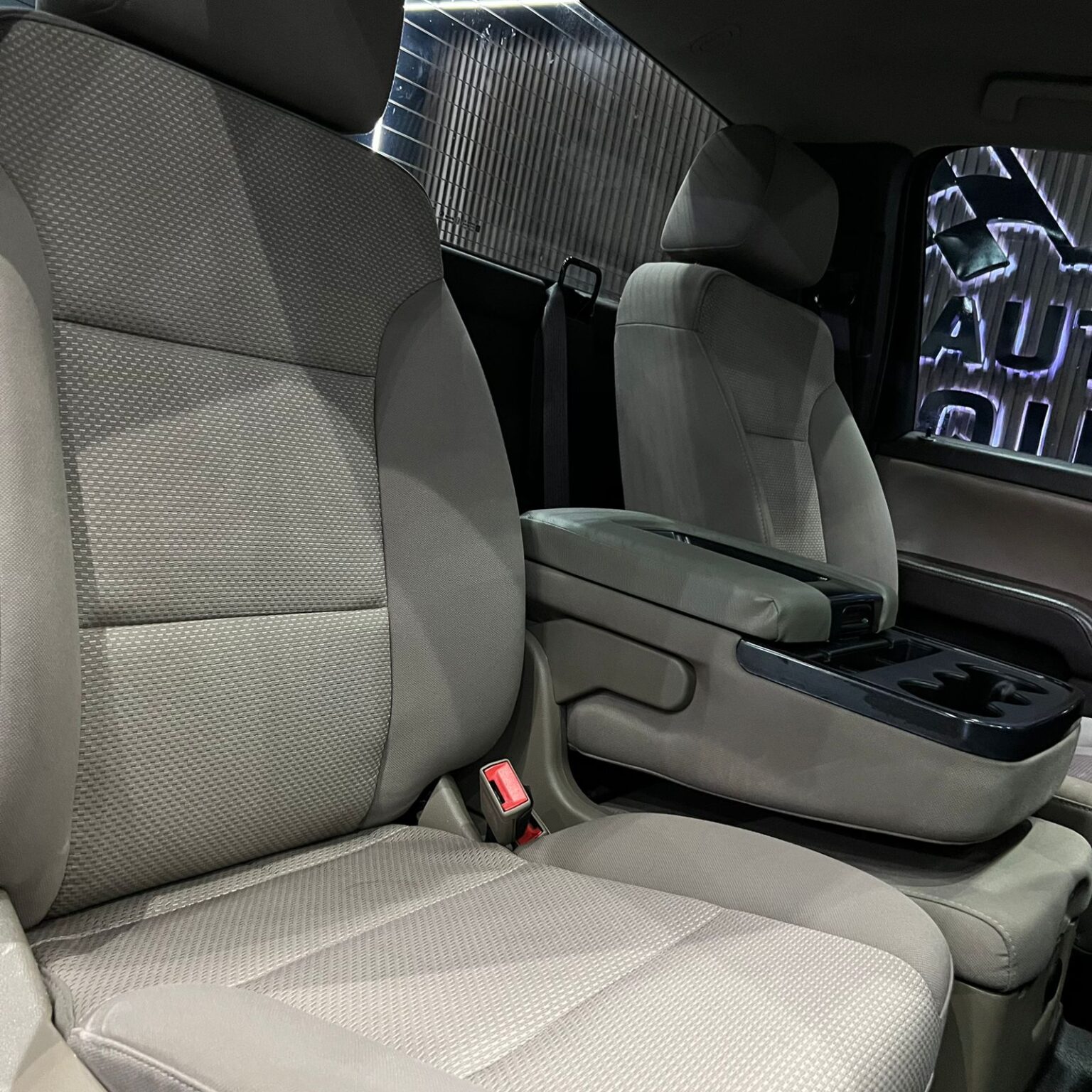 GMC SIERRA 2018 - Image 8