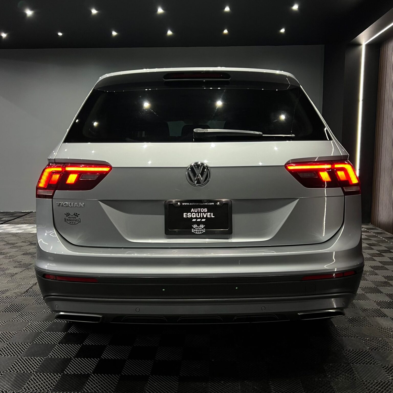 VOLKSWAGEN TIGUAN 2020 - Image 2