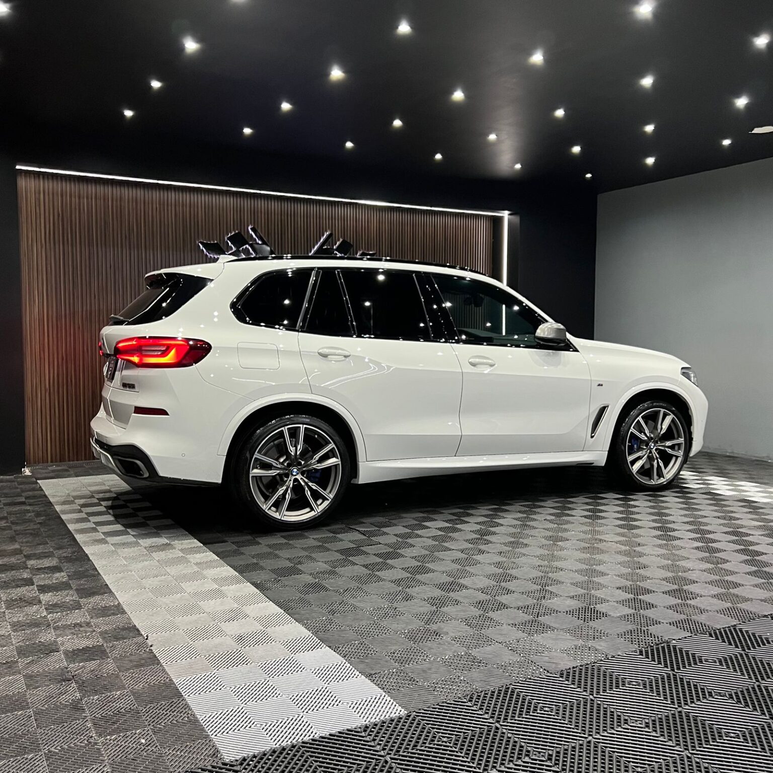 BMW X5 M50 2022 - Image 6