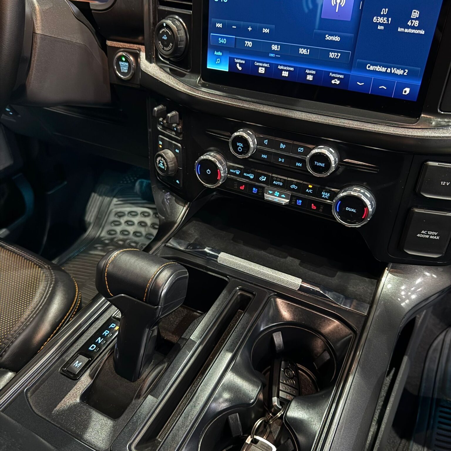 FORD LOBO TREMOR 2023 - Image 13