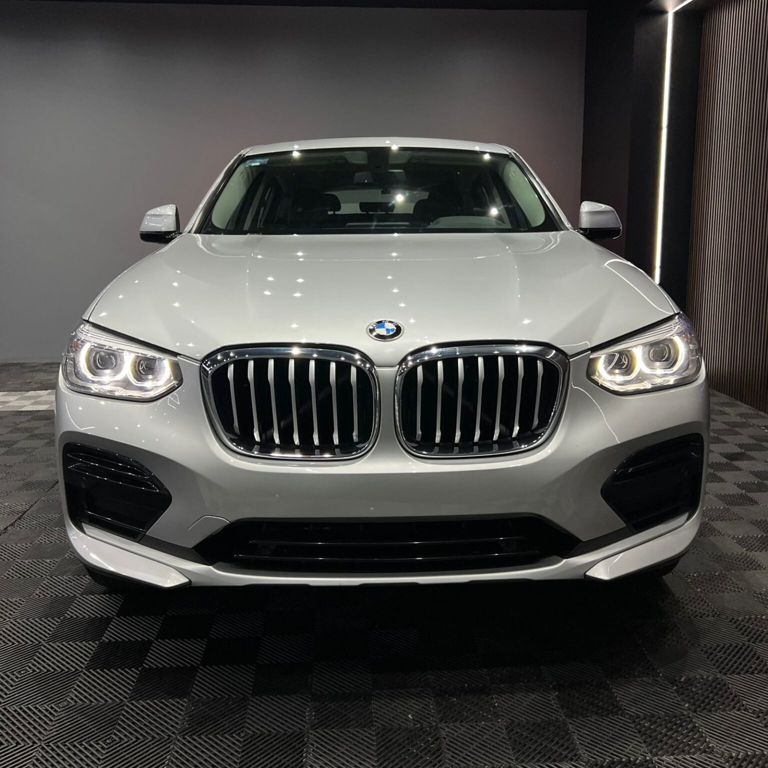 BMW X4 2021 - Image 4