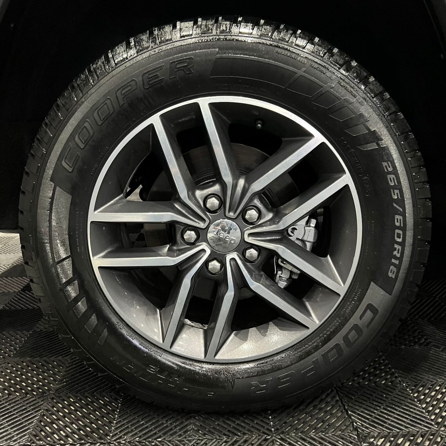 JEEP GRAND CHEROKEE 2017 - Image 13