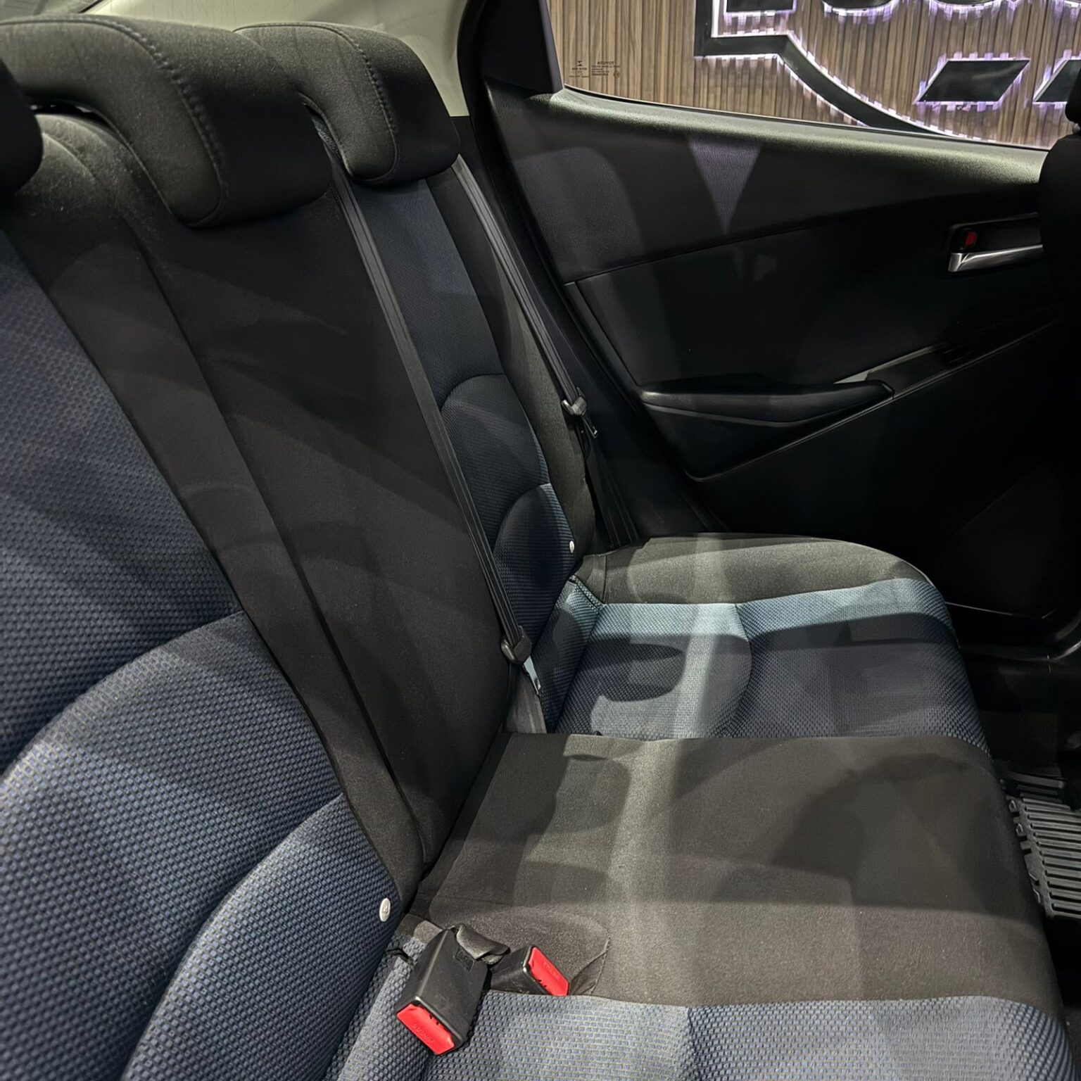 TOYOTA YARIS R 2018 - Image 13