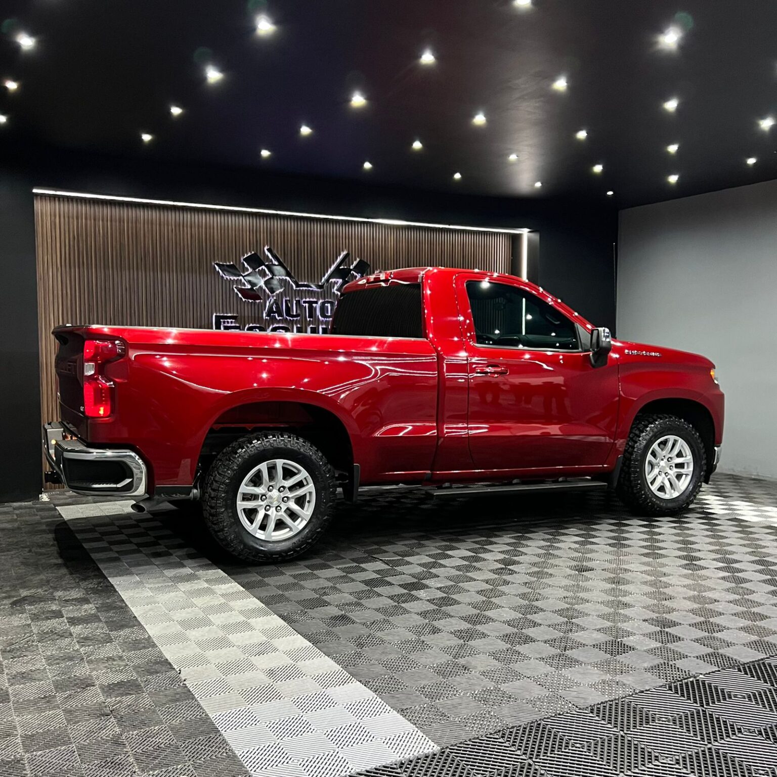 CHEVROLET CHEYENNE 2021 - Image 2