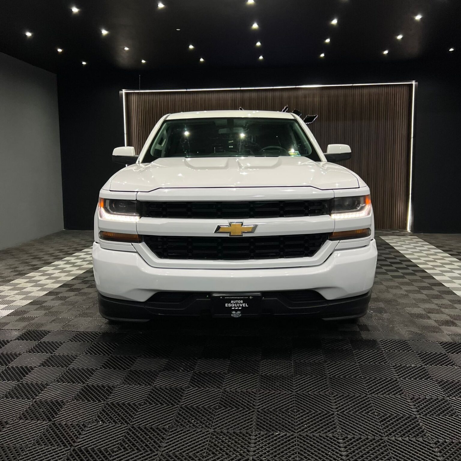 CHEVROLET SILVERADO 2017 - Image 5