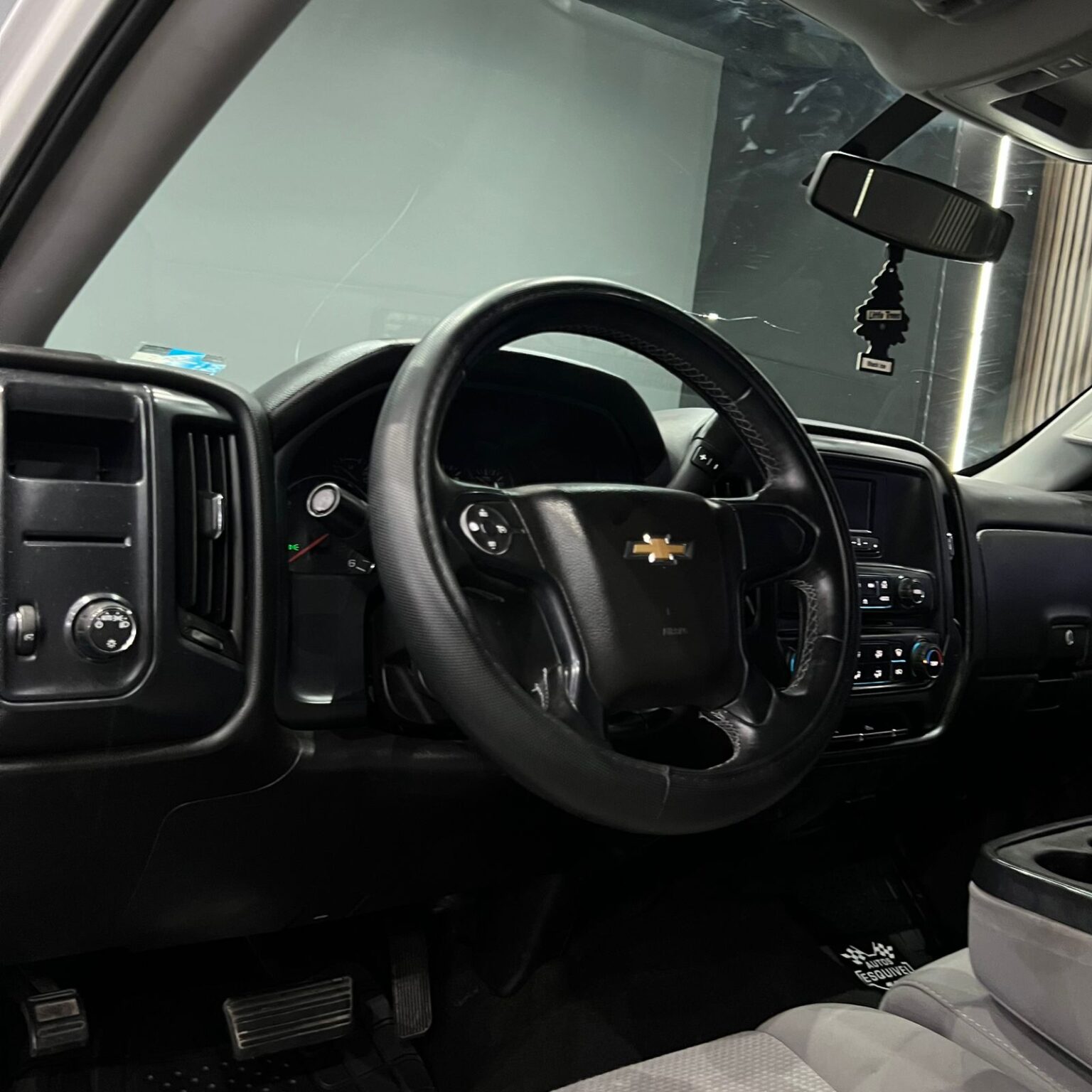 CHEVROLET SILVERADO 2017 - Image 8