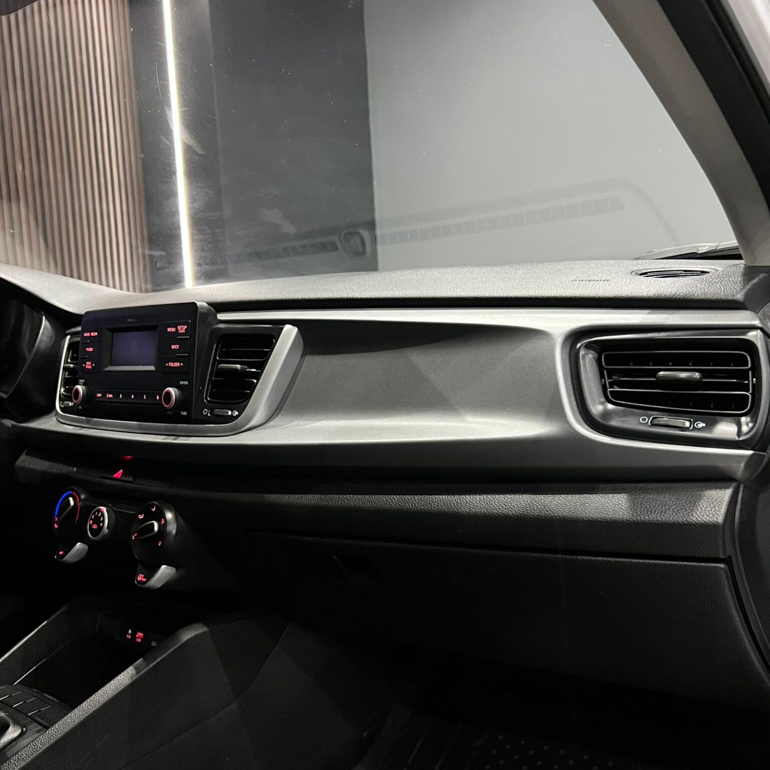 KIA RIO 2019 - Image 10