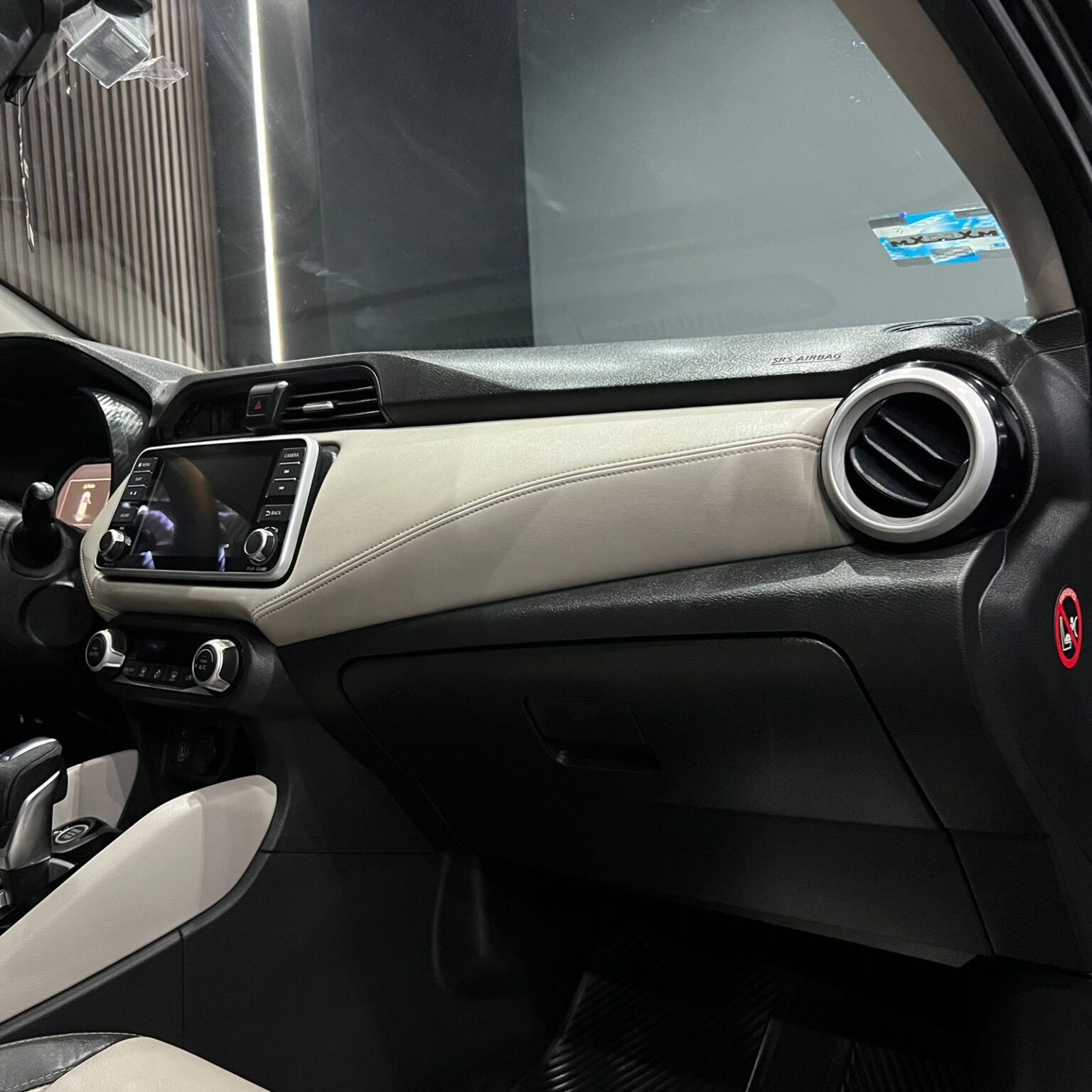 NISSAN VERSA PLATINUM 2020 - Image 7