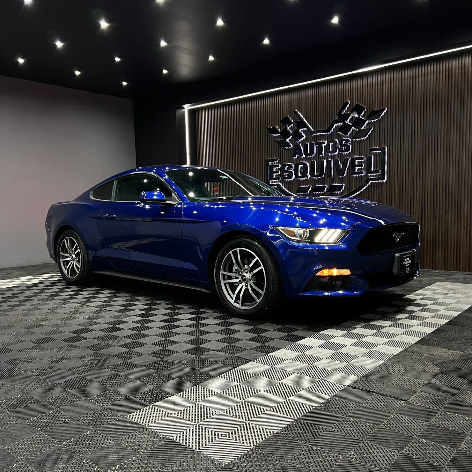 FORD MUSTANG 2016 - Image 2