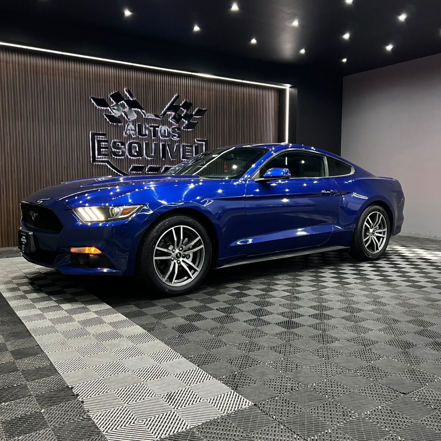FORD MUSTANG 2016 - Image 3