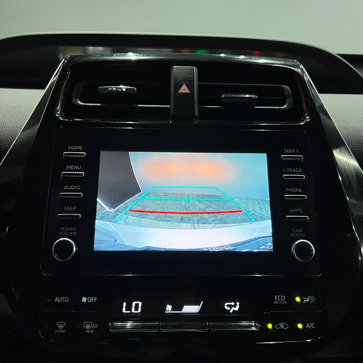 TOYOTA PRIUS 2020 - Image 10