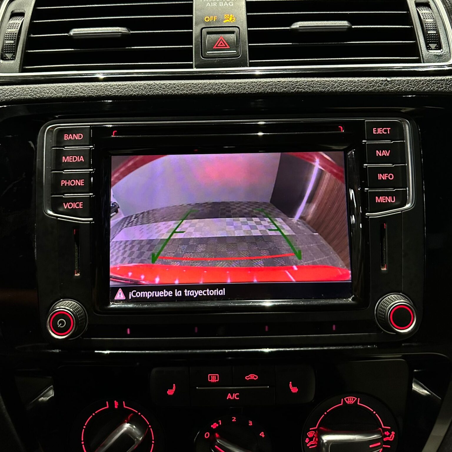 VOLKSWAGEN JETTA SPORT 2016 - Image 11