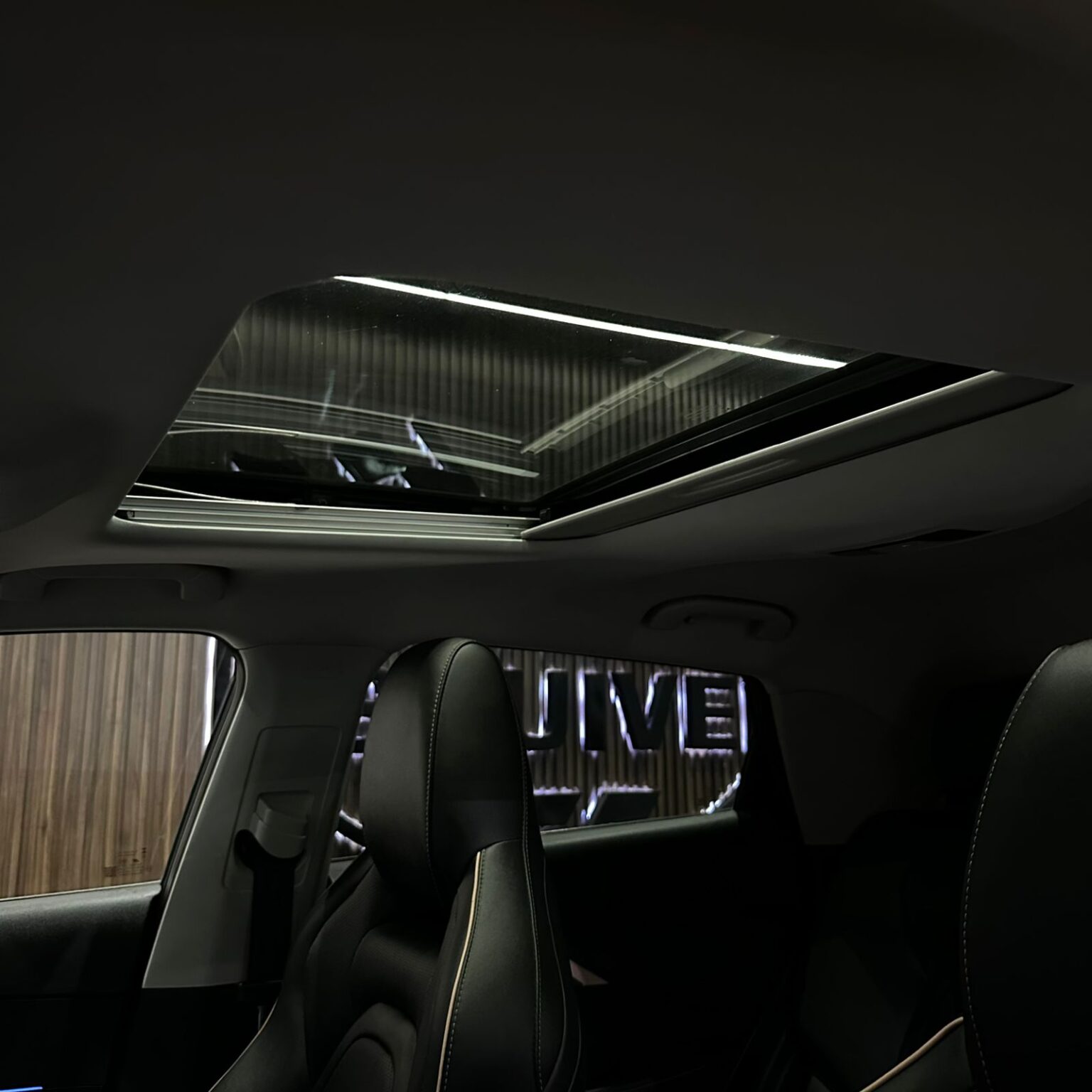 OMODA 5 PREMIUM 2023 - Image 10