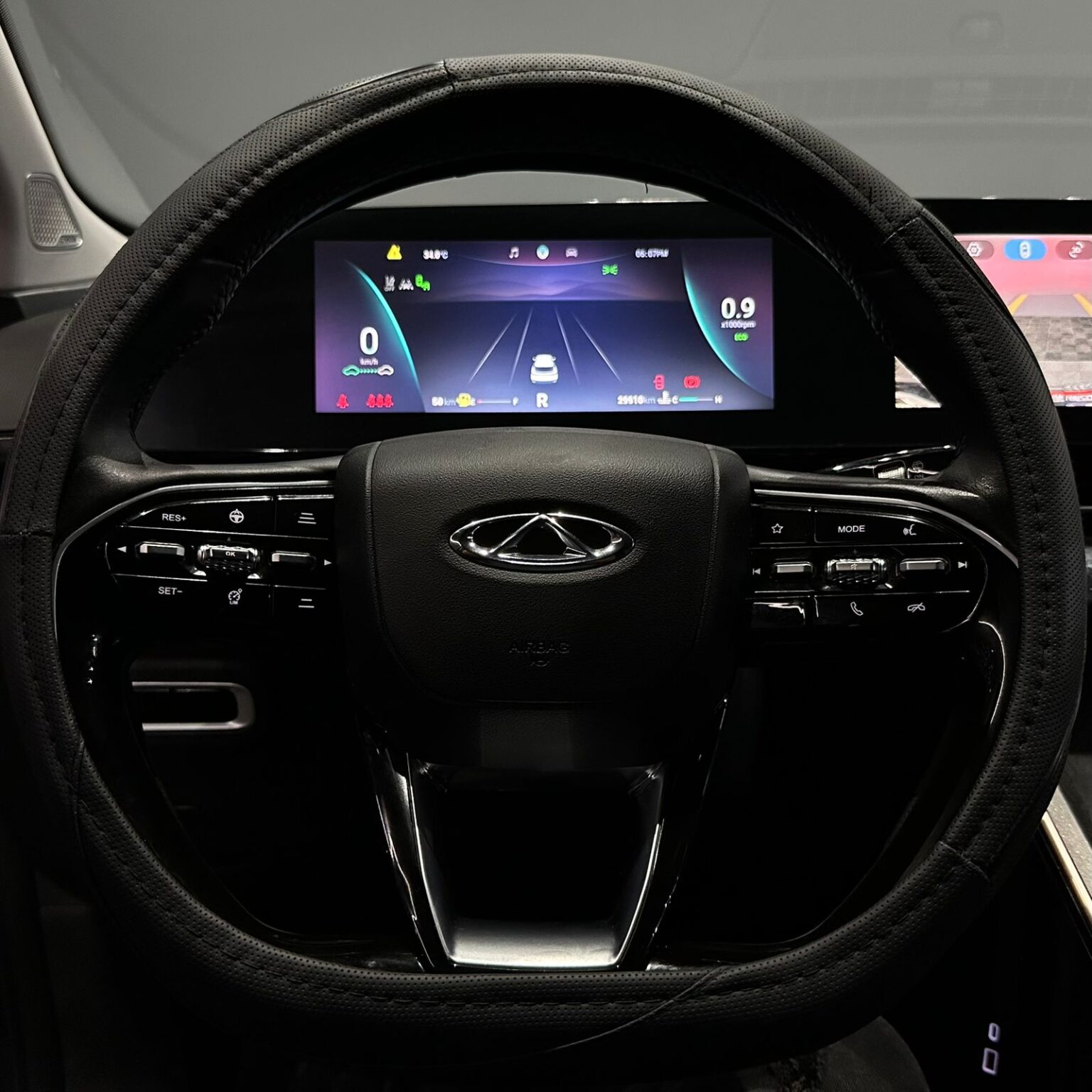 OMODA 5 PREMIUM 2023 - Image 8