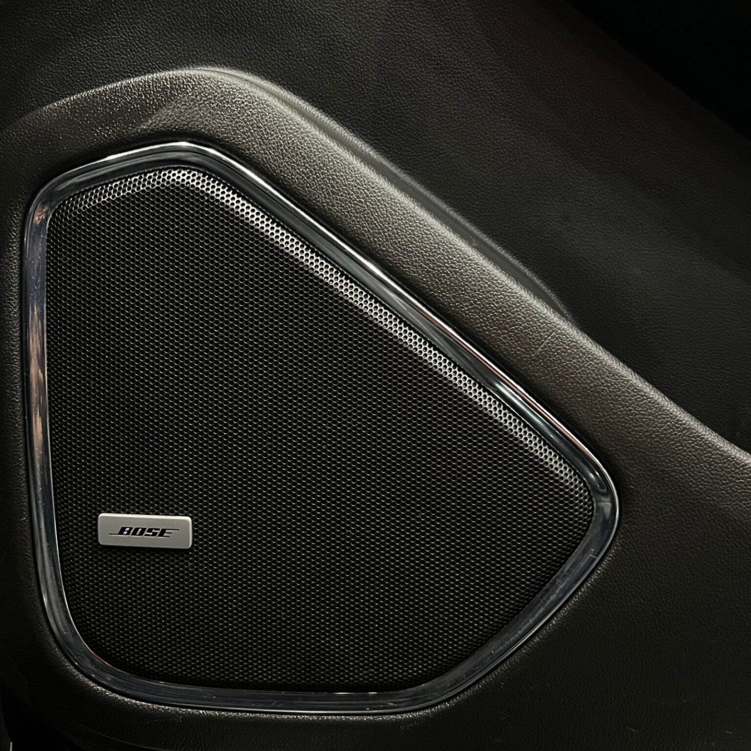 CHEVROLET SUBURBAN PREMIER 2018 - Image 10