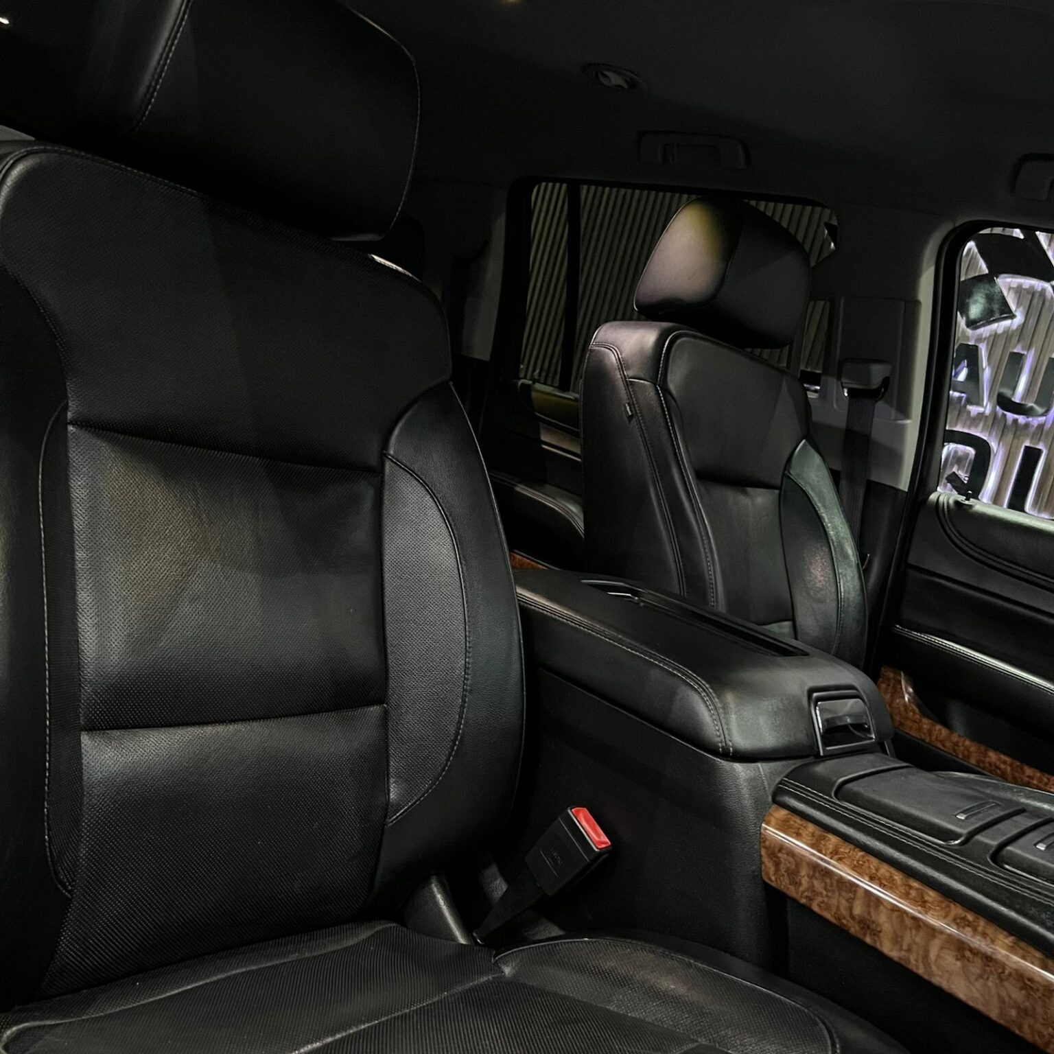 CHEVROLET SUBURBAN PREMIER 2018 - Image 6