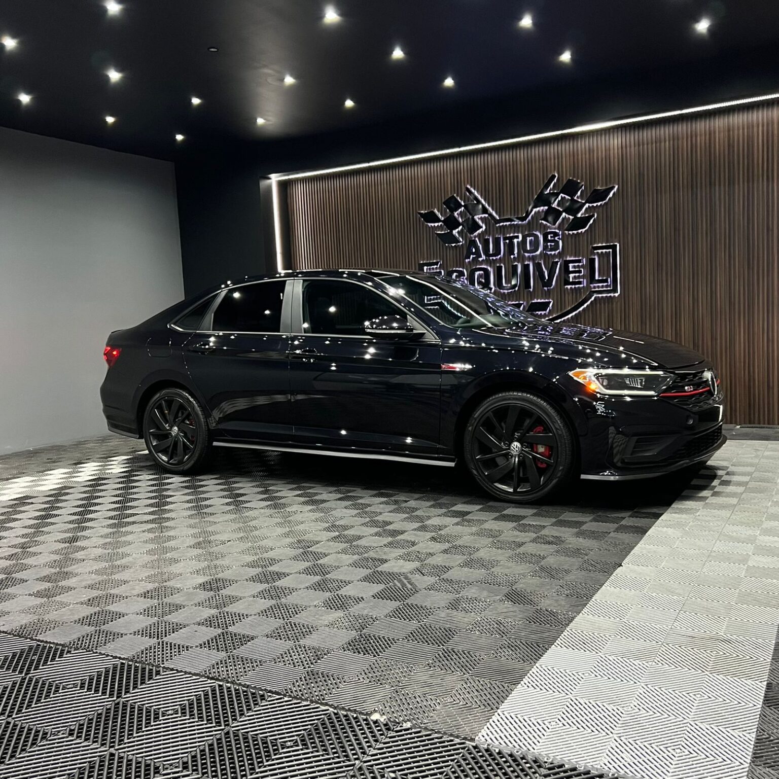 VOLKSWAGEN JETTA GLI 2019 - Image 2