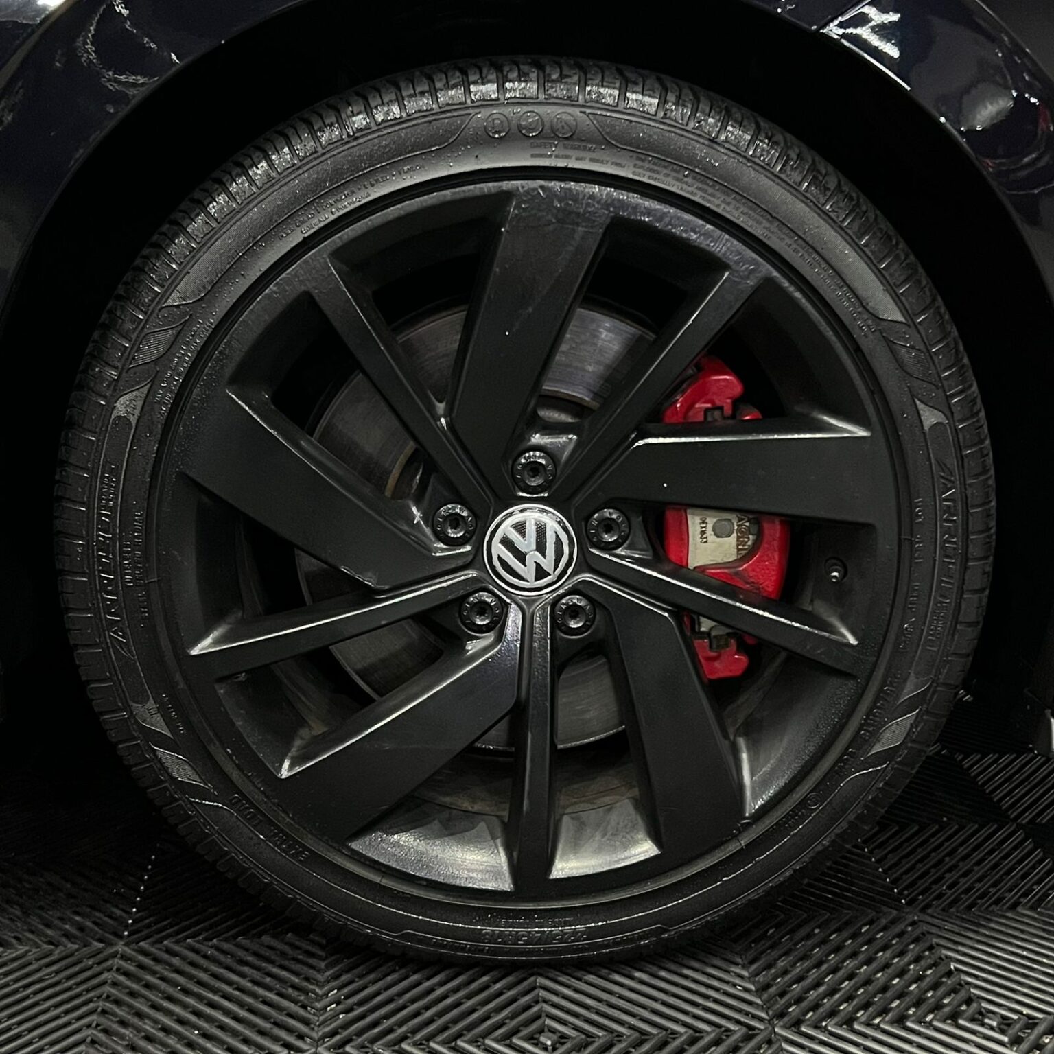 VOLKSWAGEN JETTA GLI 2019 - Image 12