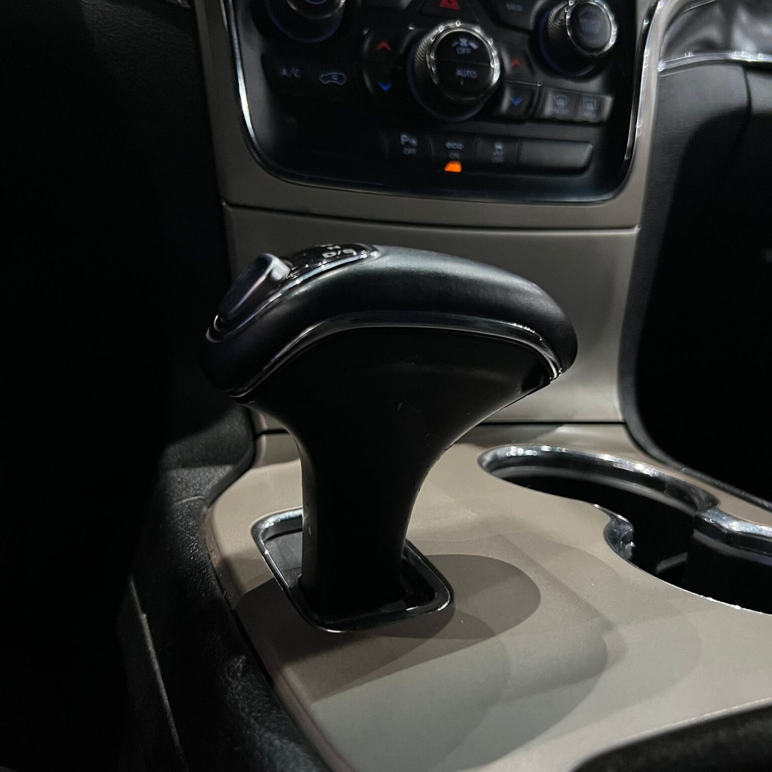 JEEP GRAND CHEROKEE LIMITED 2014 - Image 10