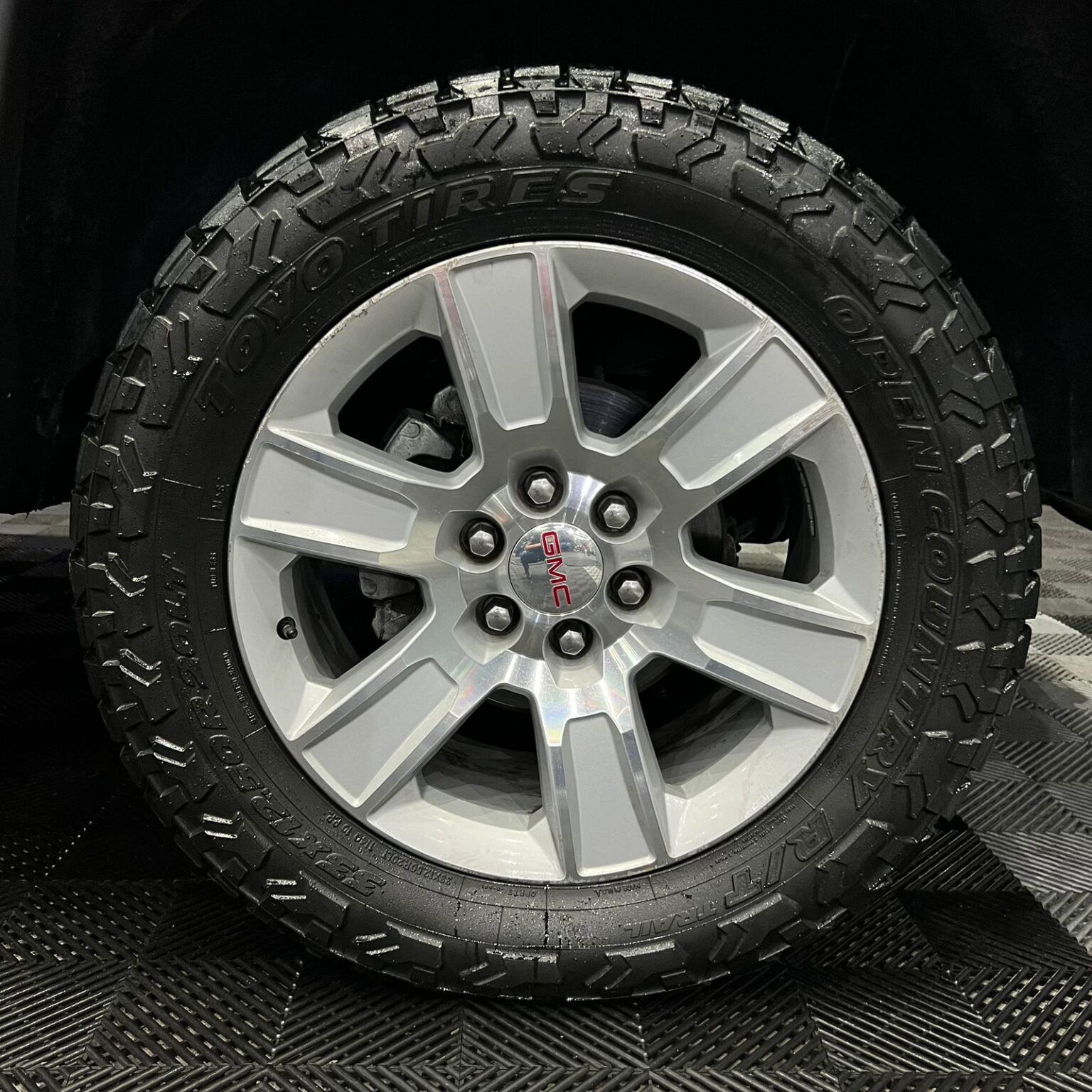 GMC SIERRA 2018 - Image 11