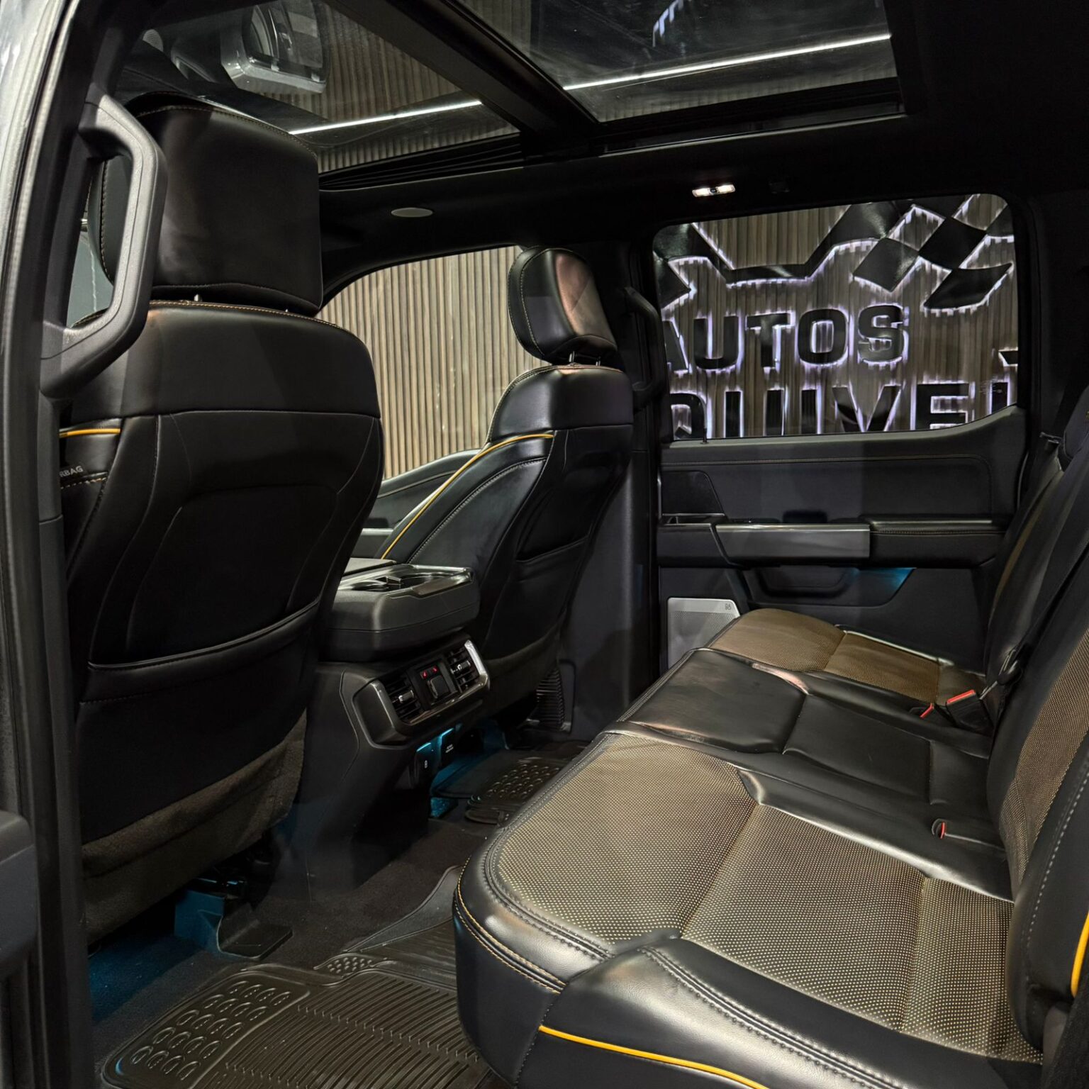 FORD LOBO TREMOR 2023 - Image 17