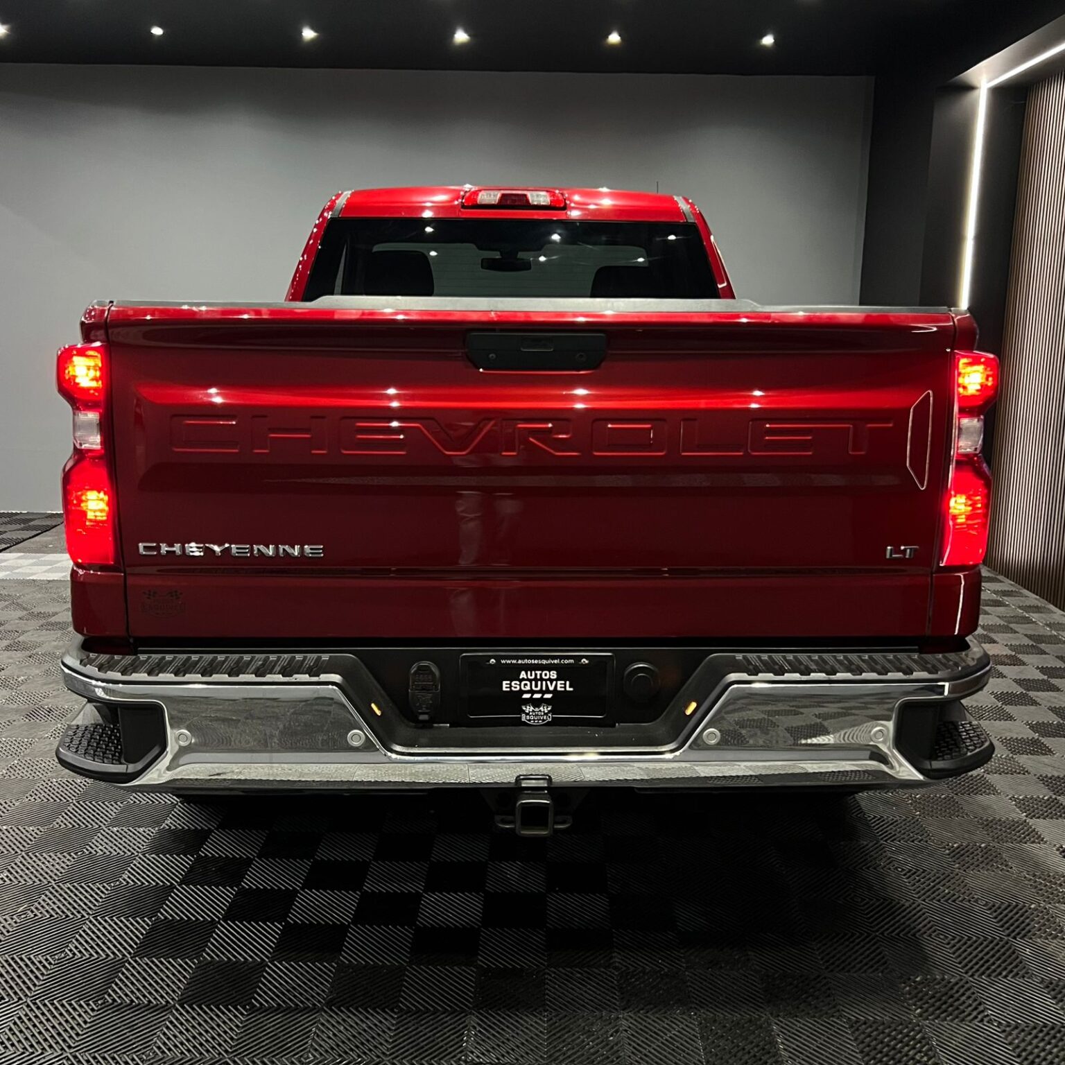 CHEVROLET CHEYENNE 2021 - Image 3