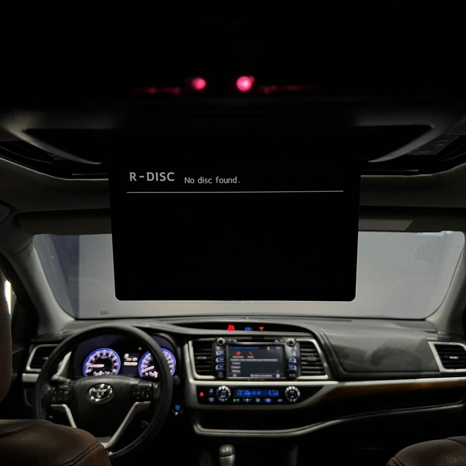 TOYOYTA HIGHLANDER LIMIITED 2017 - Image 15