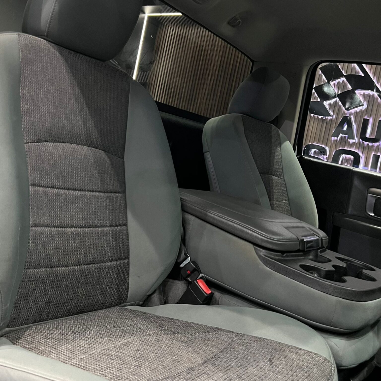 DODGE RAM SPORT 2019 - Image 9