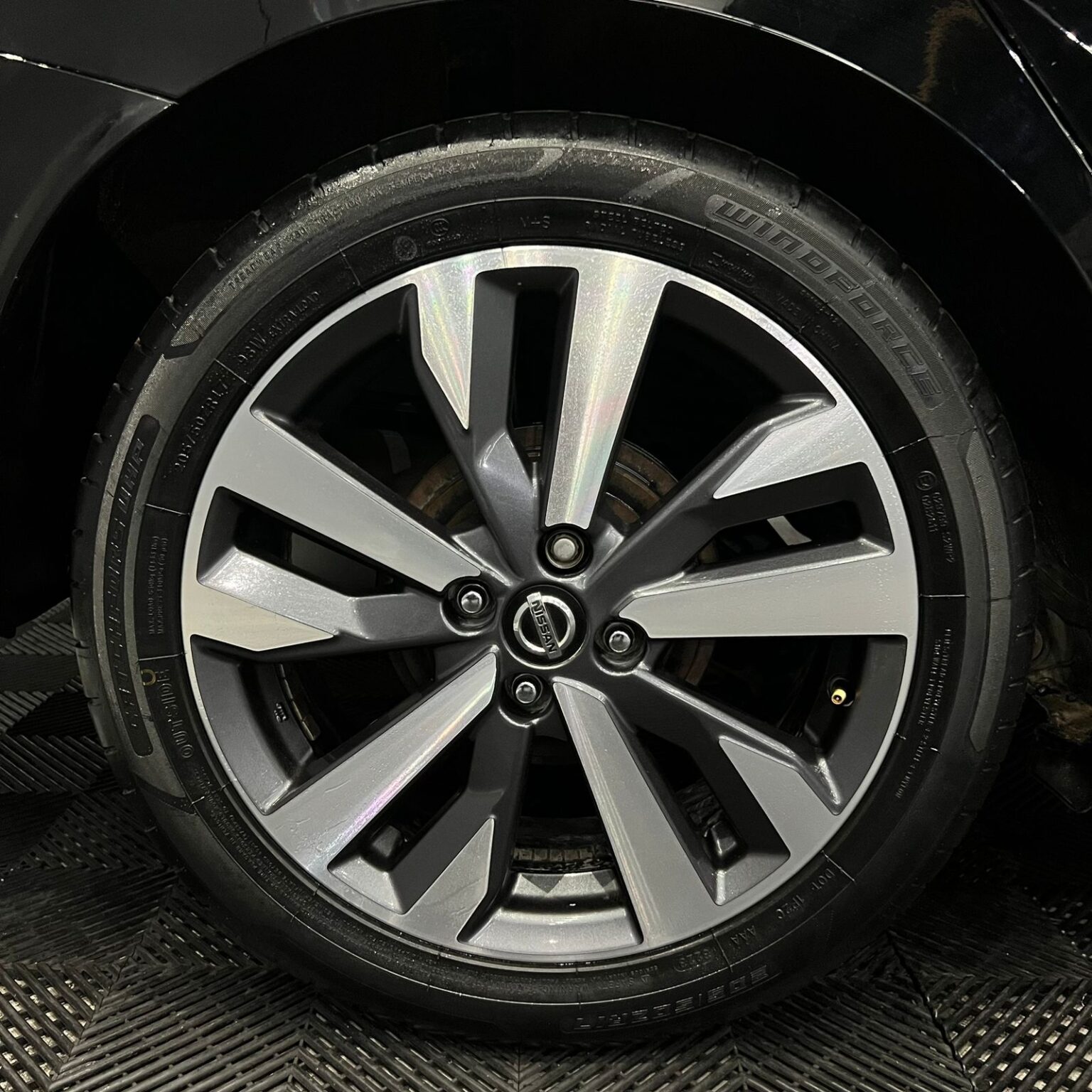 NISSAN VERSA PLATINUM 2020 - Image 13