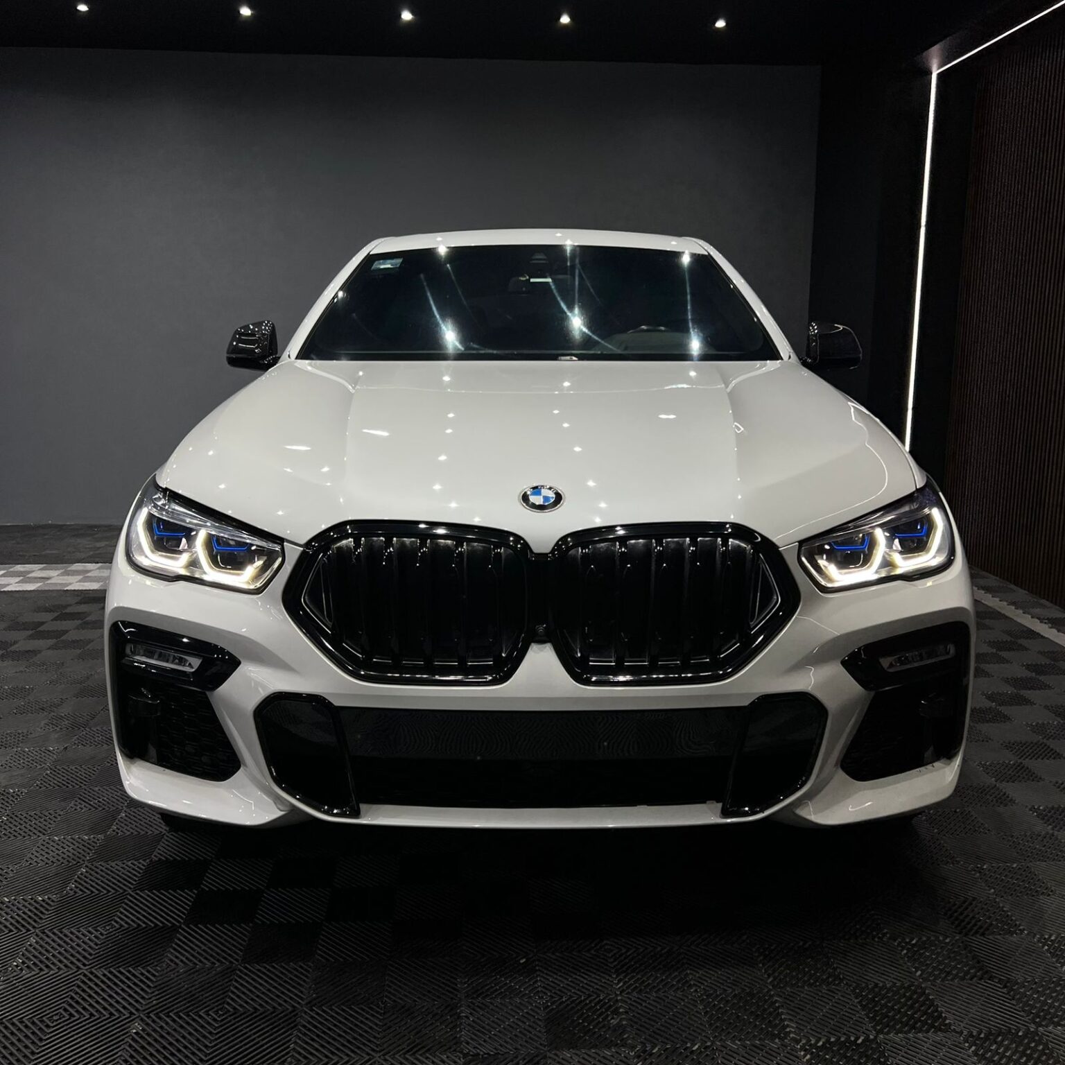 BMW X6 M50 2021 - Image 4