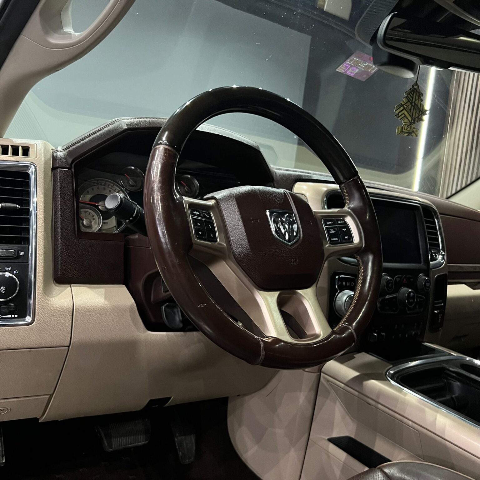 DODGE RAM LONGHORN 2016 - Image 8