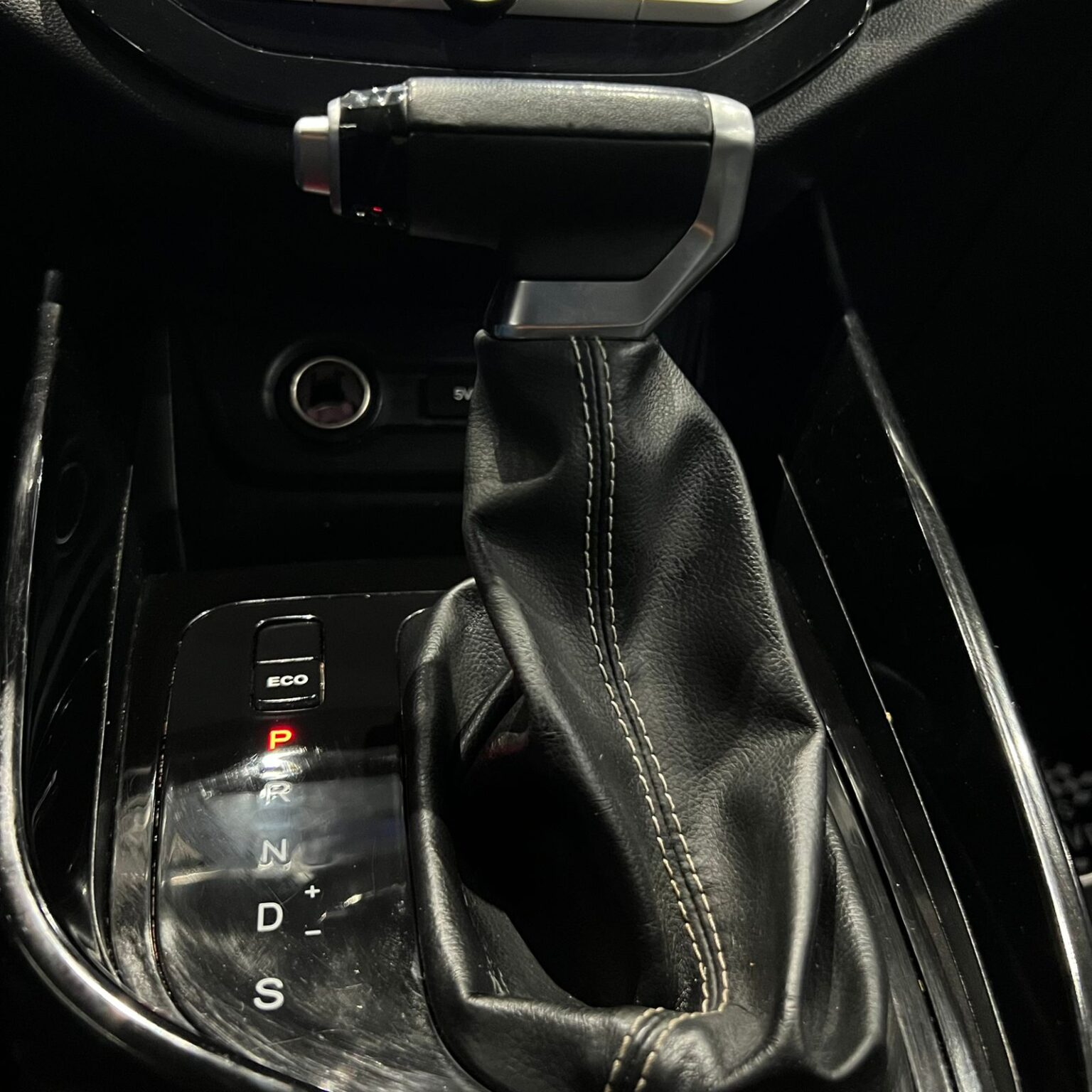 CHEVROLET CAPTIVA LT 2023 - Image 9