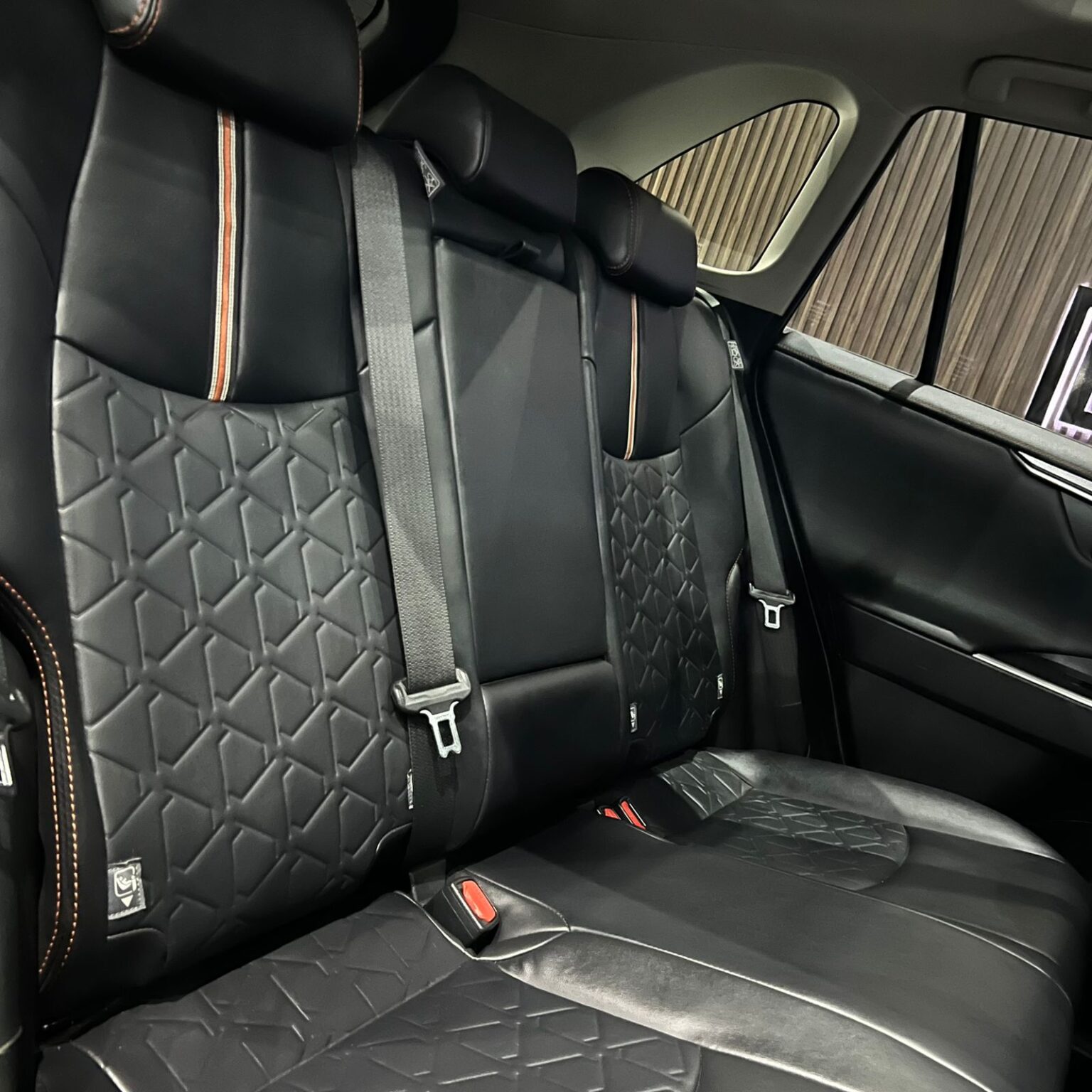 TOYOTA RAV4 ADVENTURE 2019 - Image 12