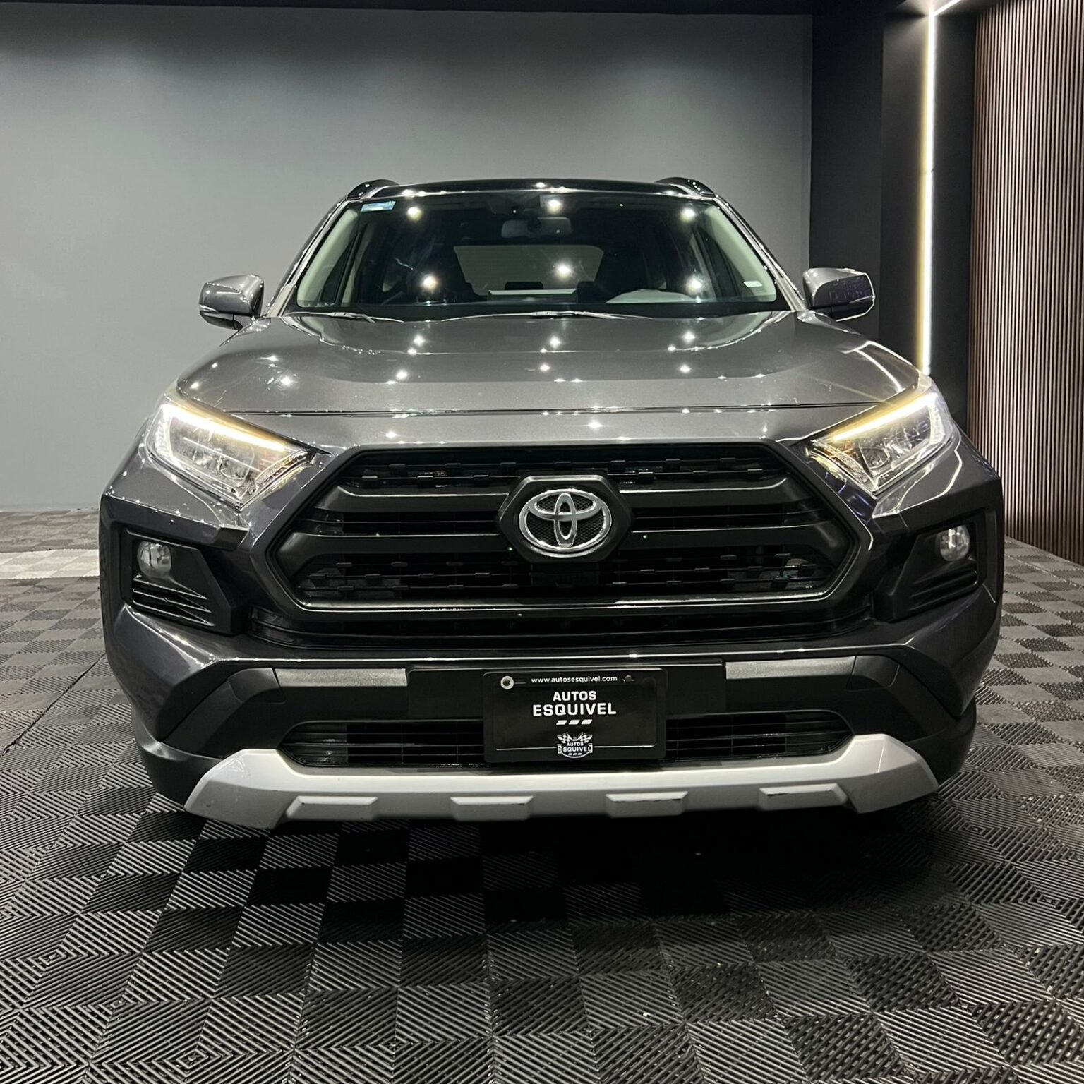 TOYOTA RAV4 ADVENTURE 2019 - Image 4